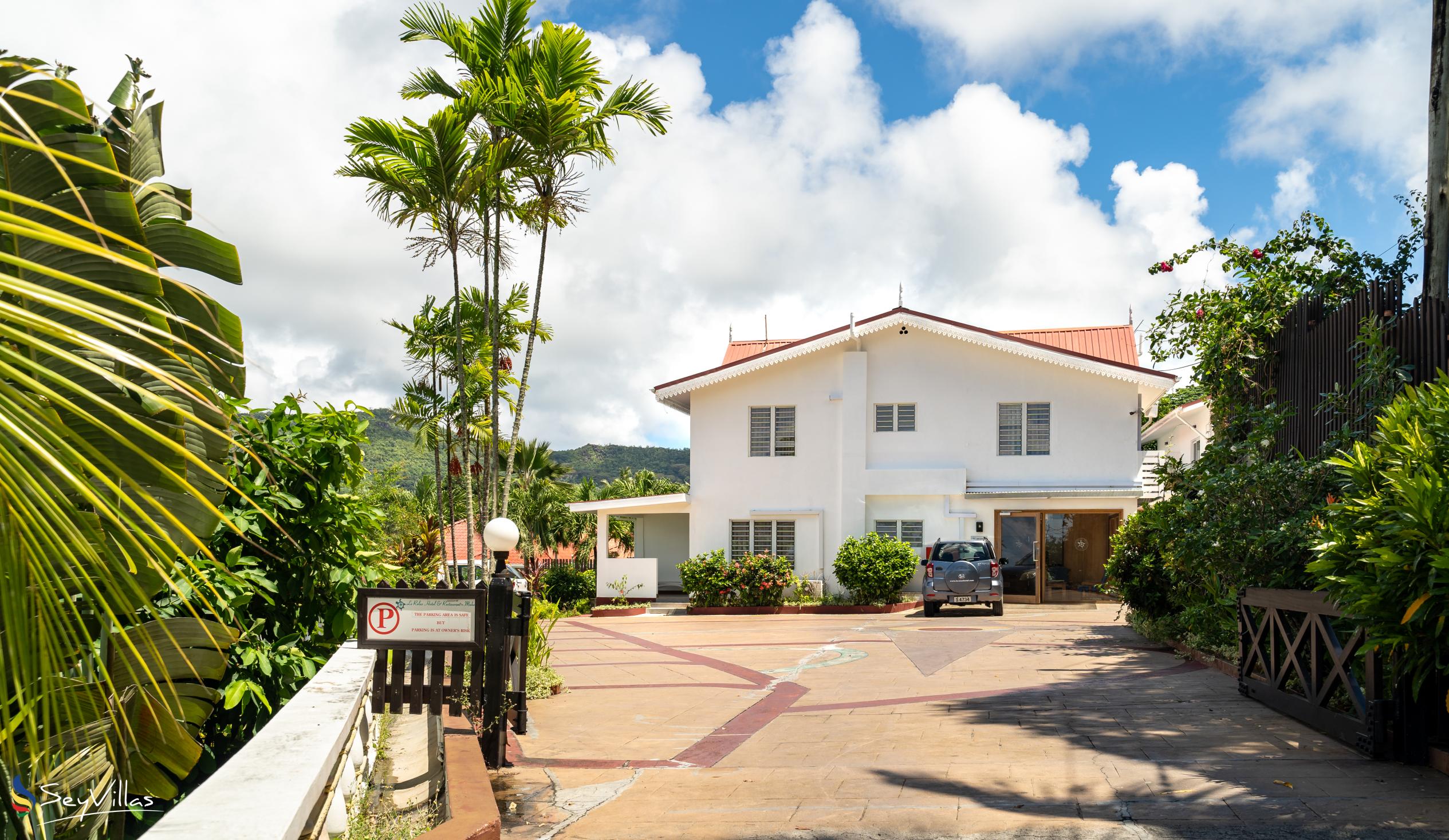Foto 43: Le Relax Hotel & Restaurant - Aussenbereich - Mahé (Seychellen)