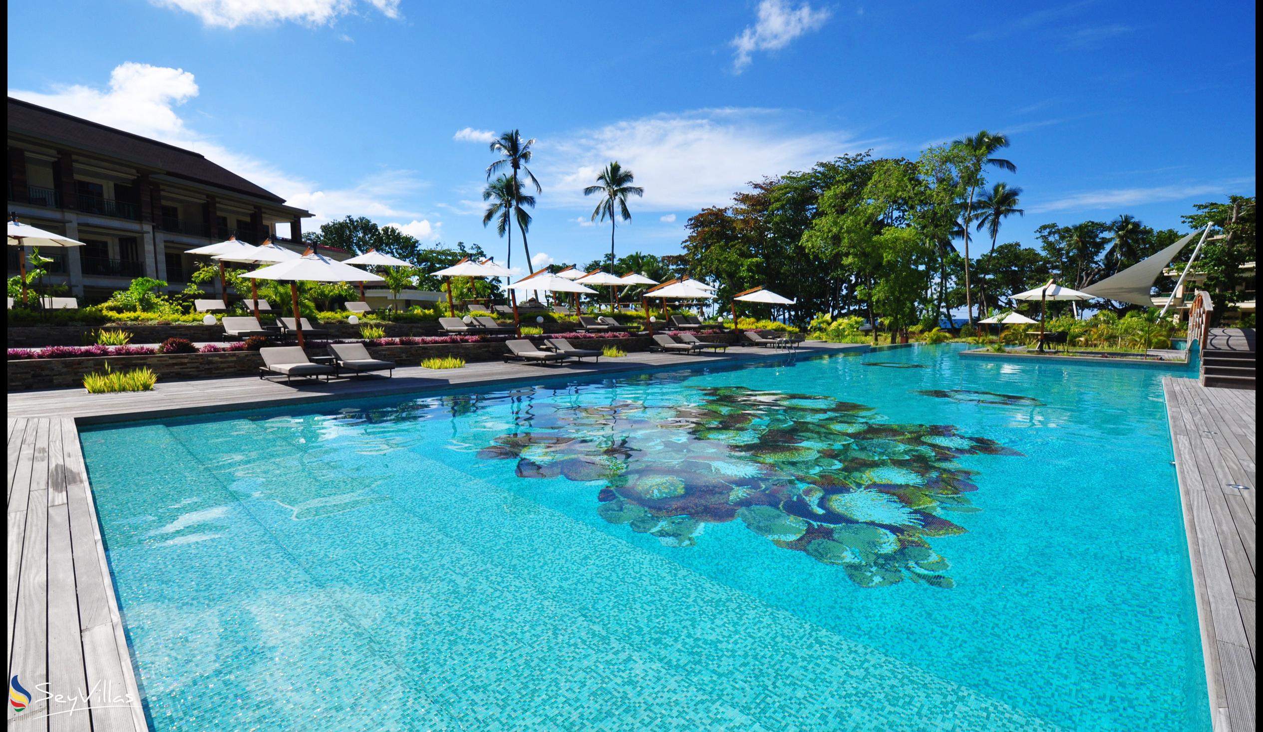 Foto 9: Savoy Resort & Spa - Aussenbereich - Mahé (Seychellen)