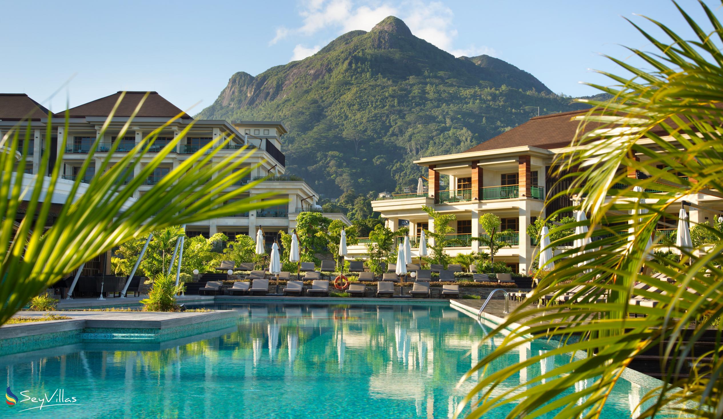 Photo 1: Savoy Resort & Spa - Outdoor area - Mahé (Seychelles)
