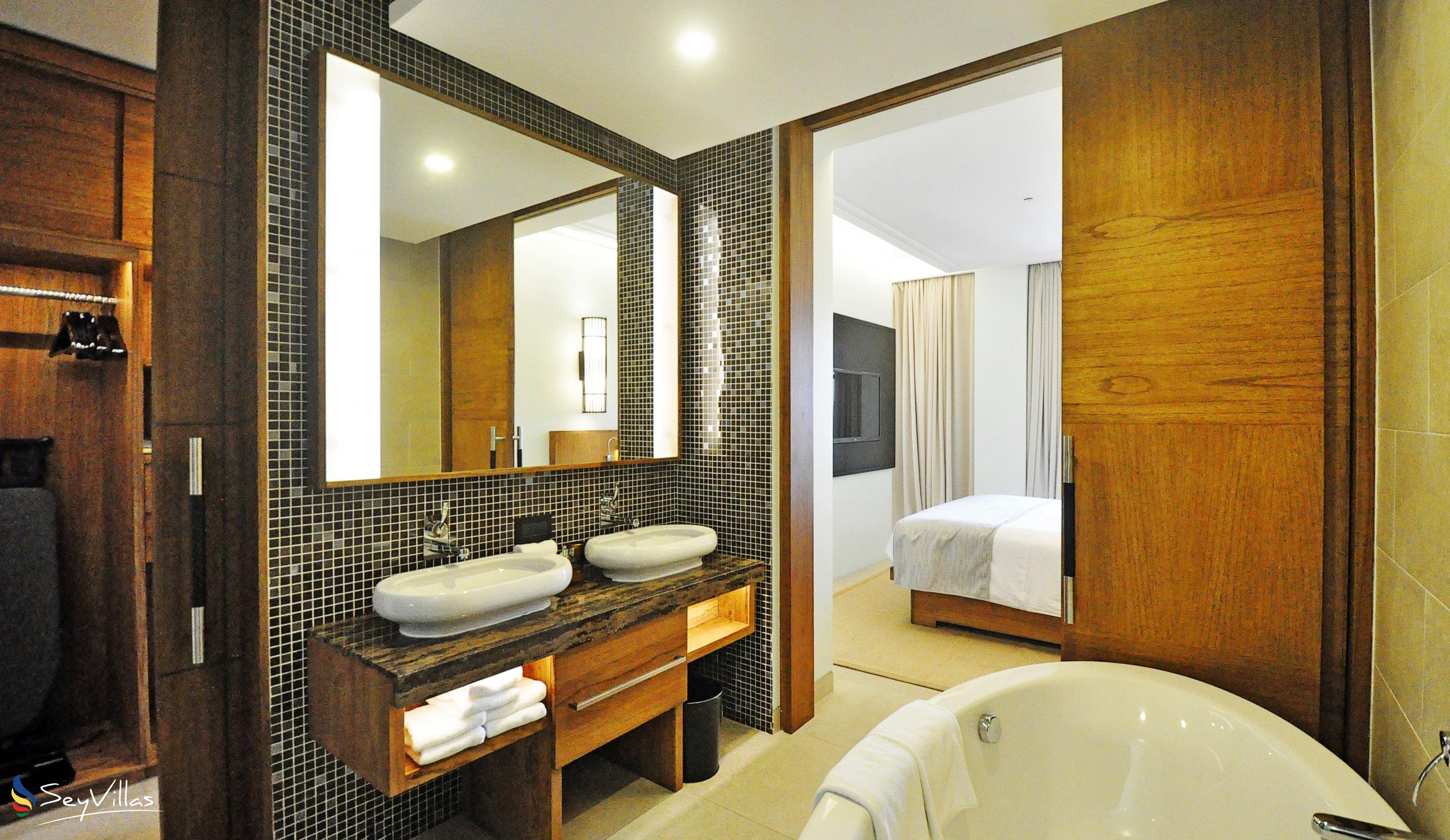 Foto 109: Savoy Resort & Spa - Junior Suite avec Balcon - Mahé (Seychelles)