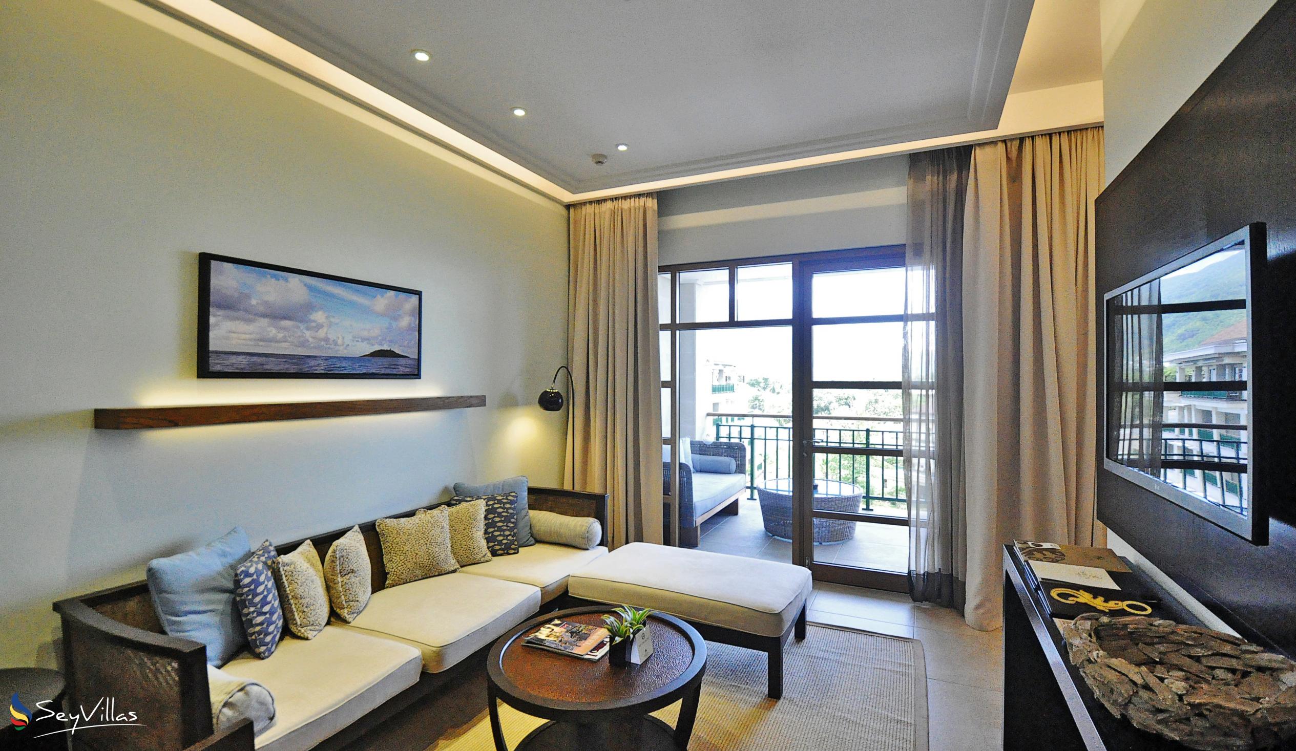 Foto 105: Savoy Resort & Spa - Junior Suite avec Balcon - Mahé (Seychelles)