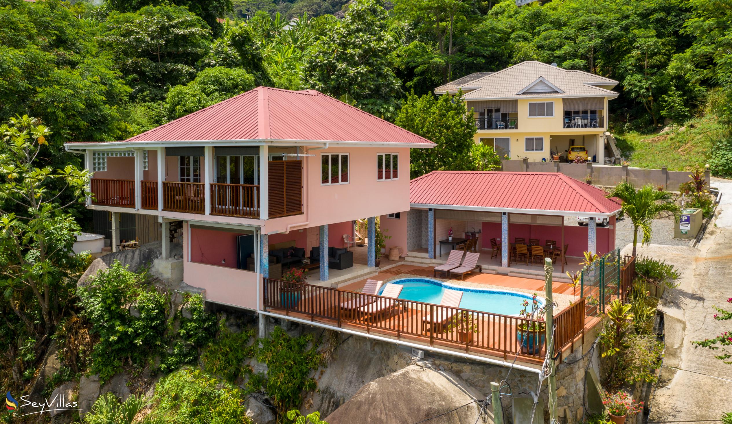 Foto 2: Glacis Heights Villa - Aussenbereich - Mahé (Seychellen)