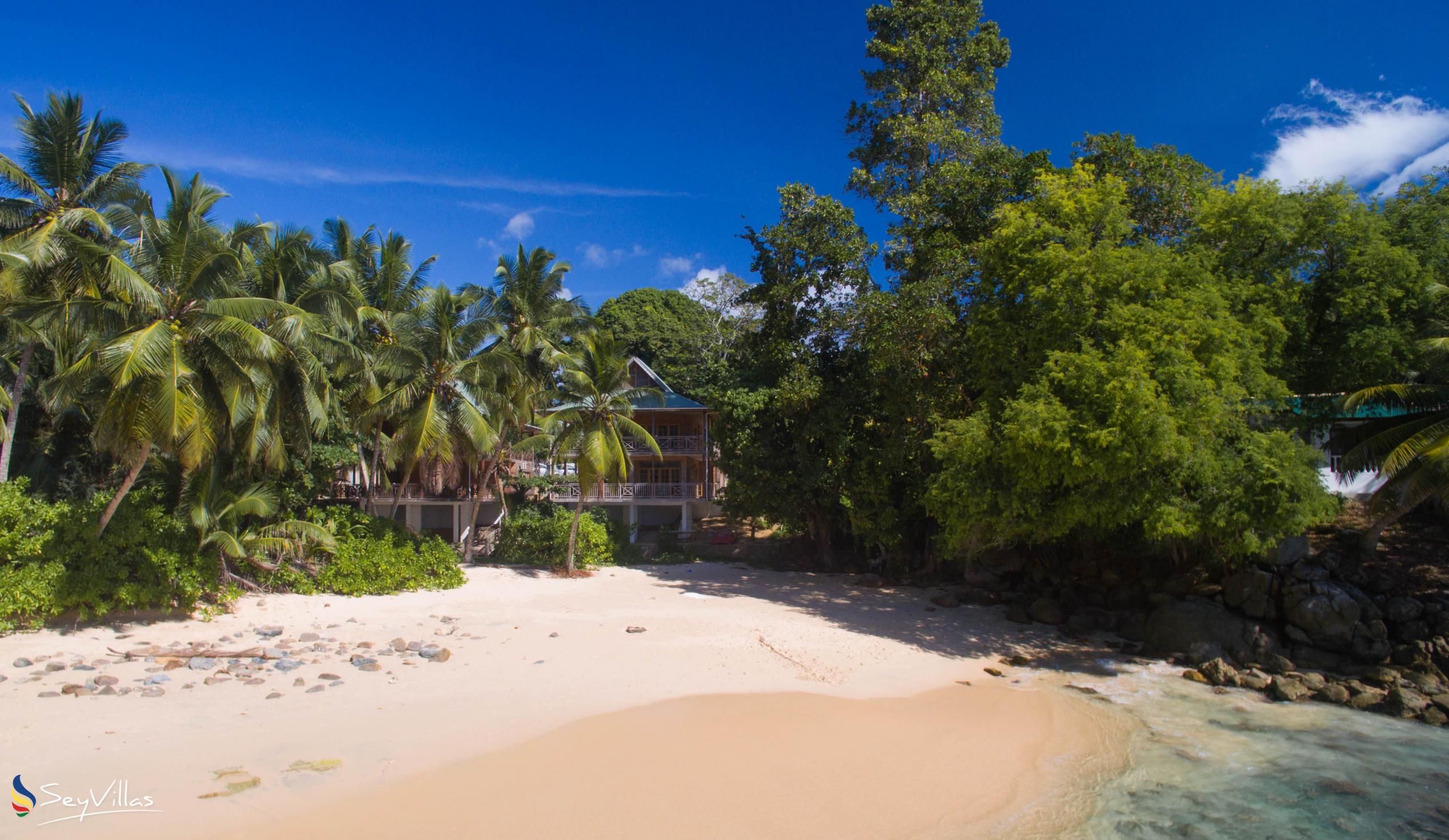 Photo 8: L'Ilot Beach Chalets - Outdoor area - Mahé (Seychelles)