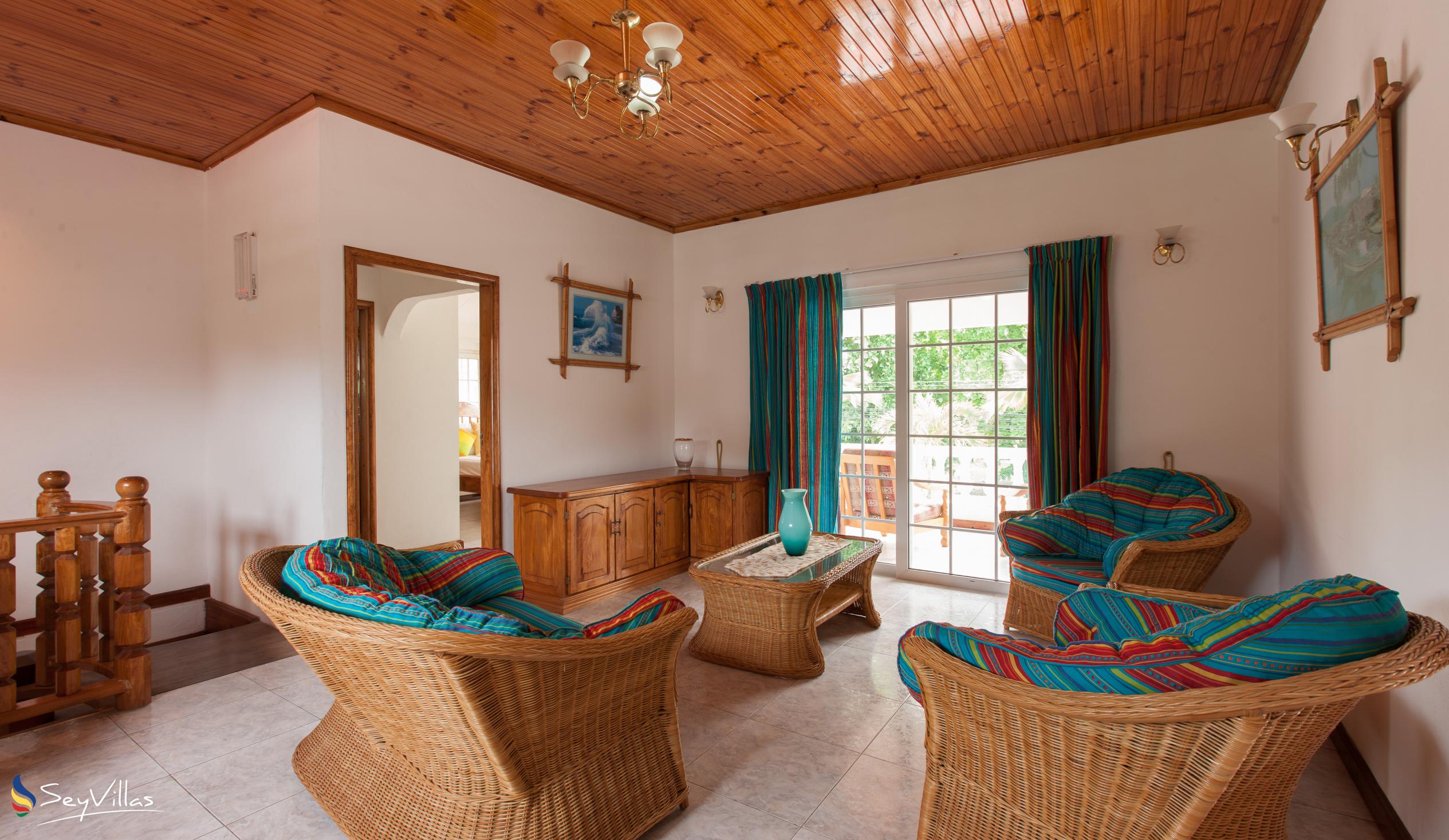 Photo 17: Villa Confort - Indoor area - Praslin (Seychelles)