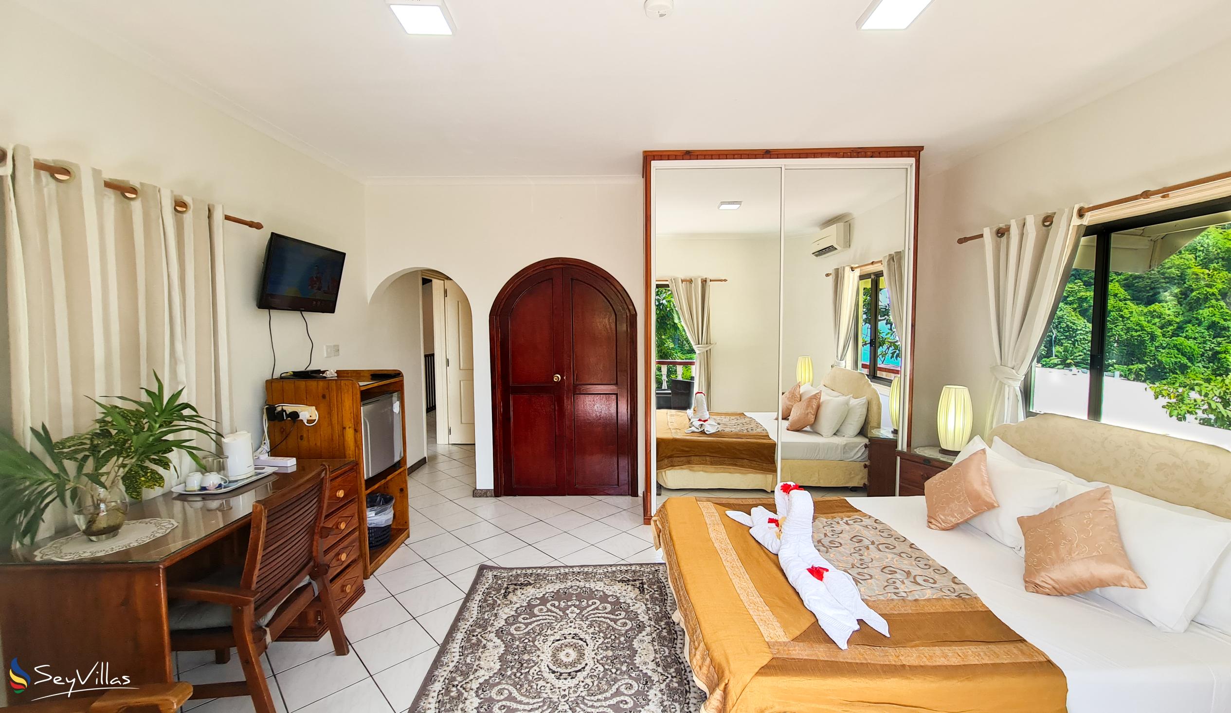 Foto 113: Carana Hilltop Villa - Superior Zimmer - Mahé (Seychellen)