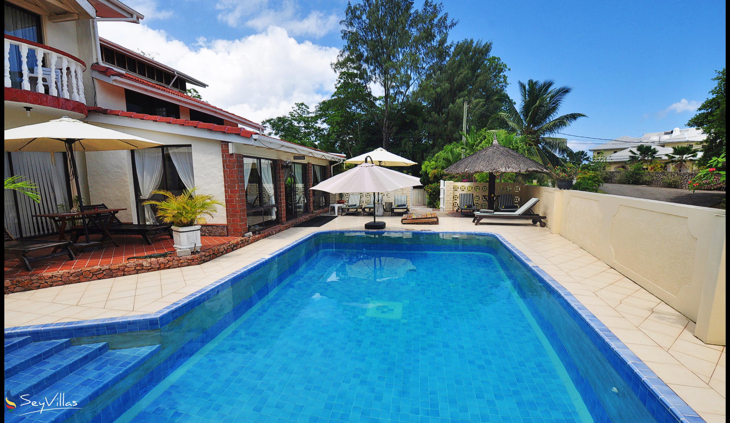 Photo 8: Carana Hilltop Villa - Outdoor area - Mahé (Seychelles)
