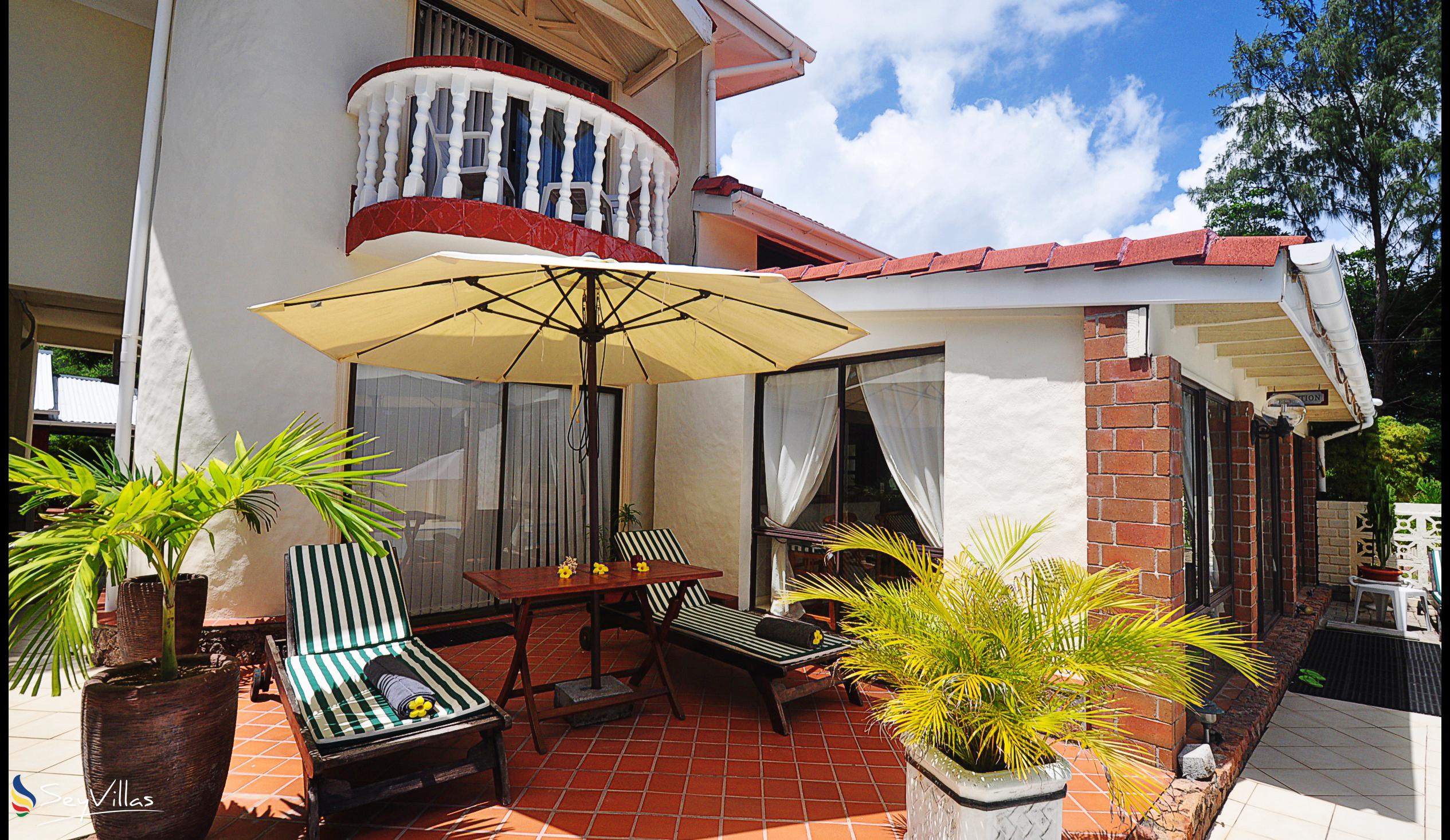 Foto 14: Carana Hilltop Villa - Aussenbereich - Mahé (Seychellen)
