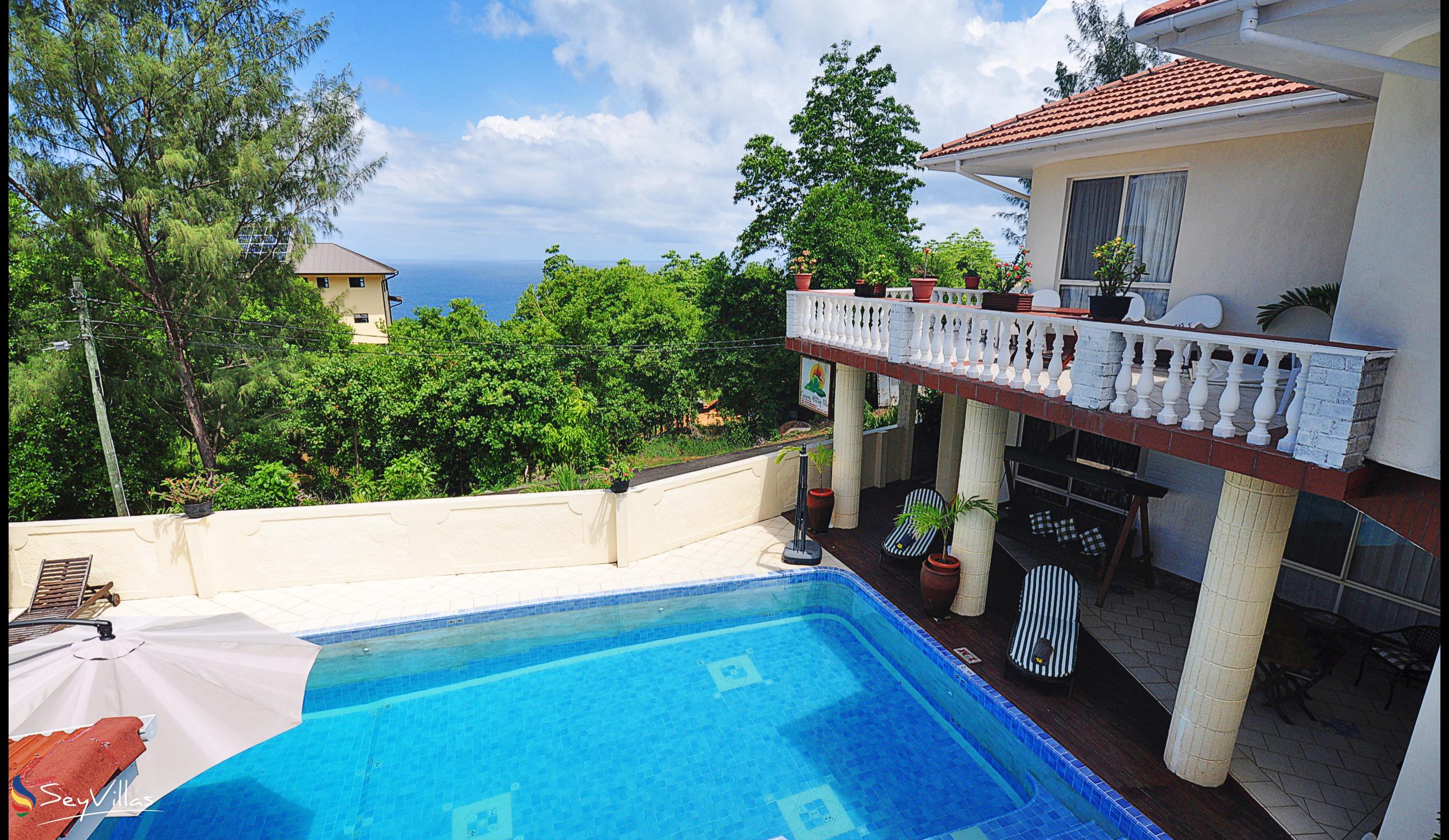 Photo 11: Carana Hilltop Villa - Outdoor area - Mahé (Seychelles)