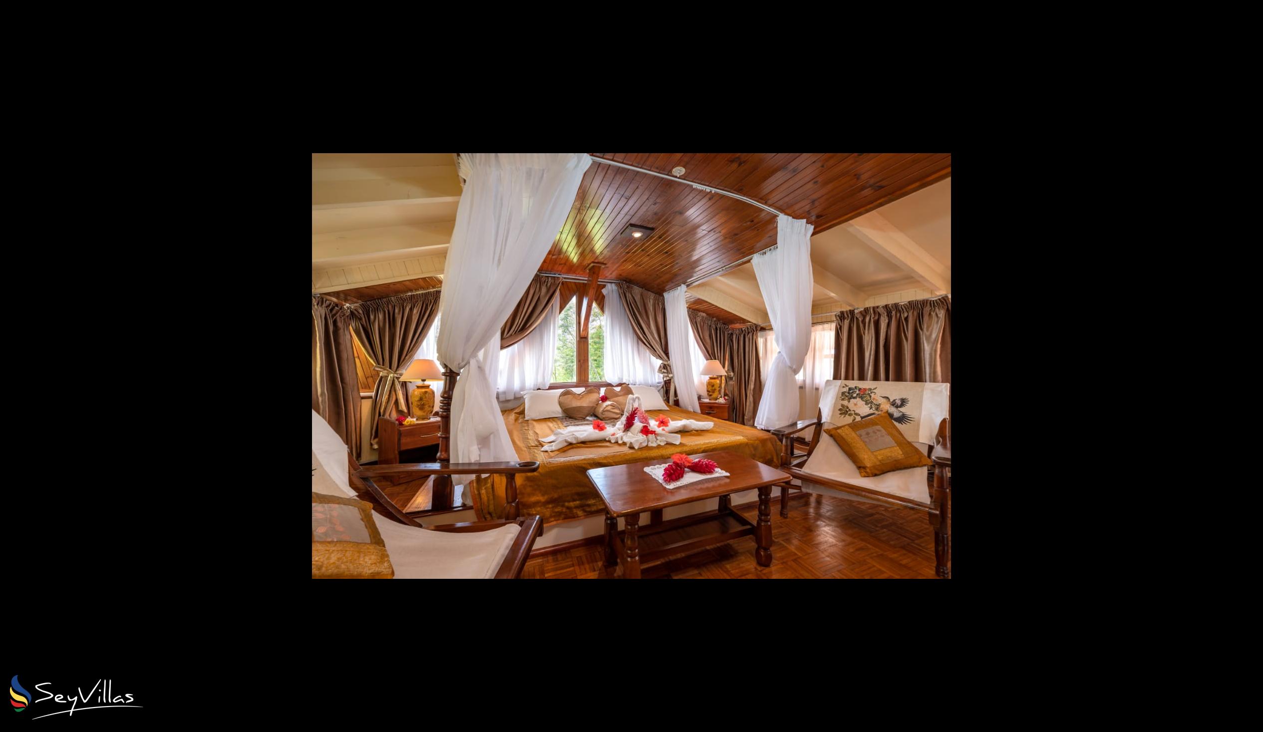 Photo 67: Carana Hilltop Villa - Attic Room - Mahé (Seychelles)