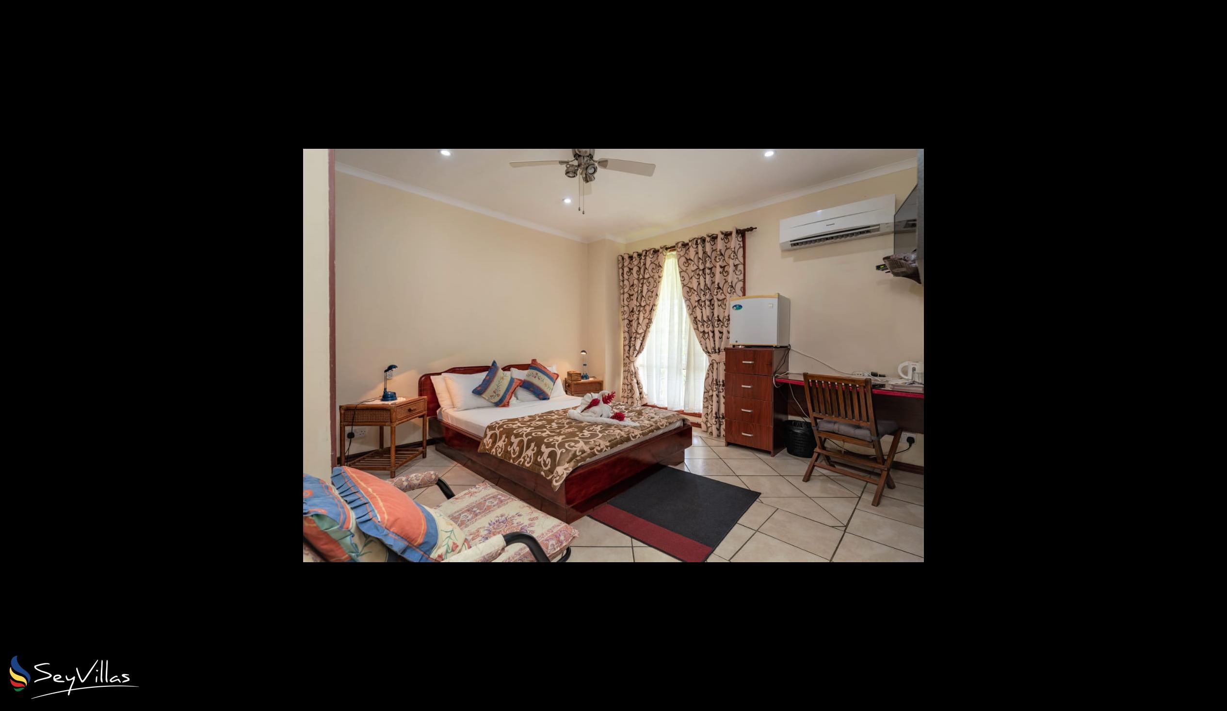 Photo 39: Carana Hilltop Villa - Standard Room - Mahé (Seychelles)