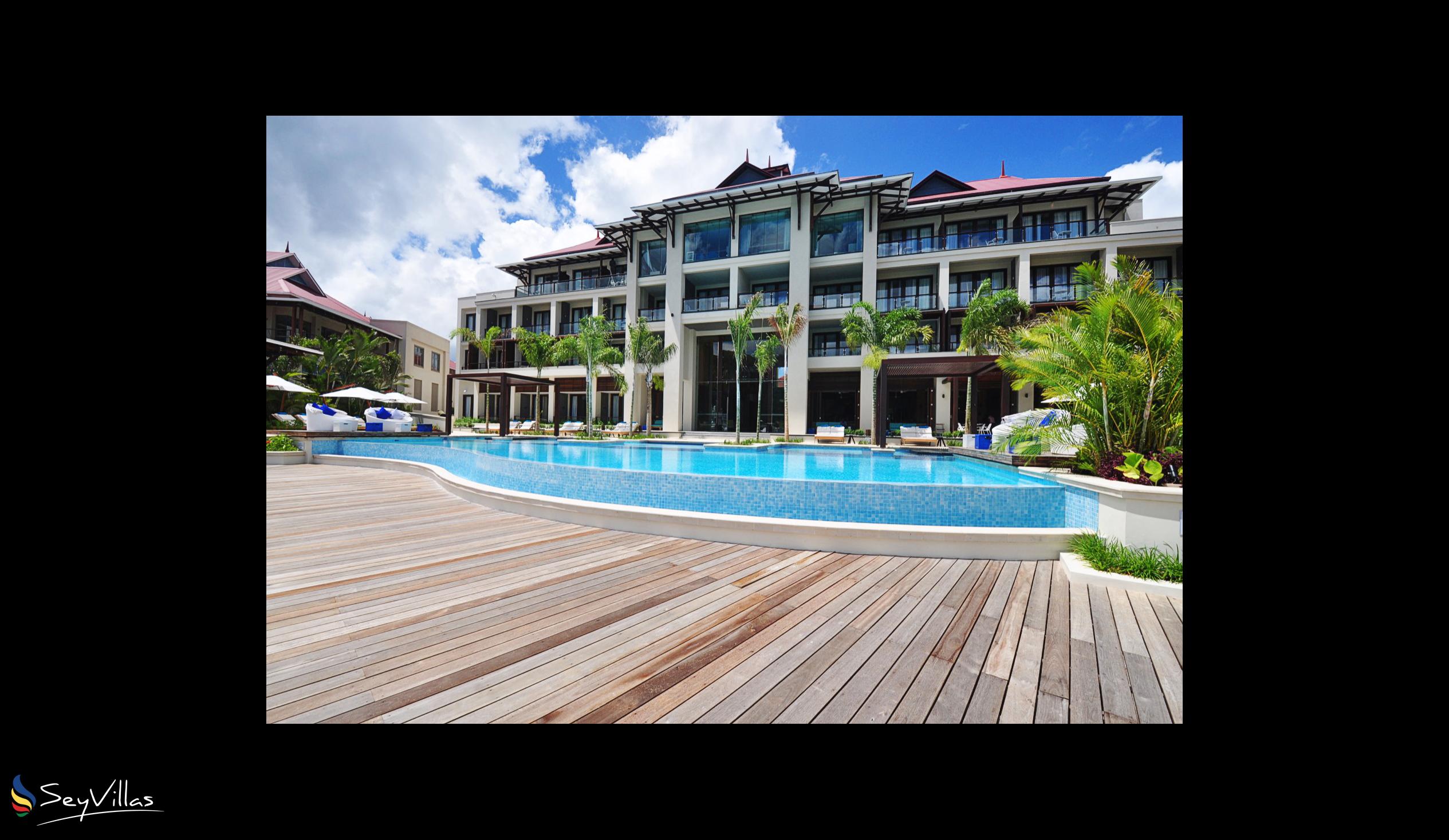 Photo 3: Eden Bleu Hotel - Outdoor area - Mahé (Seychelles)