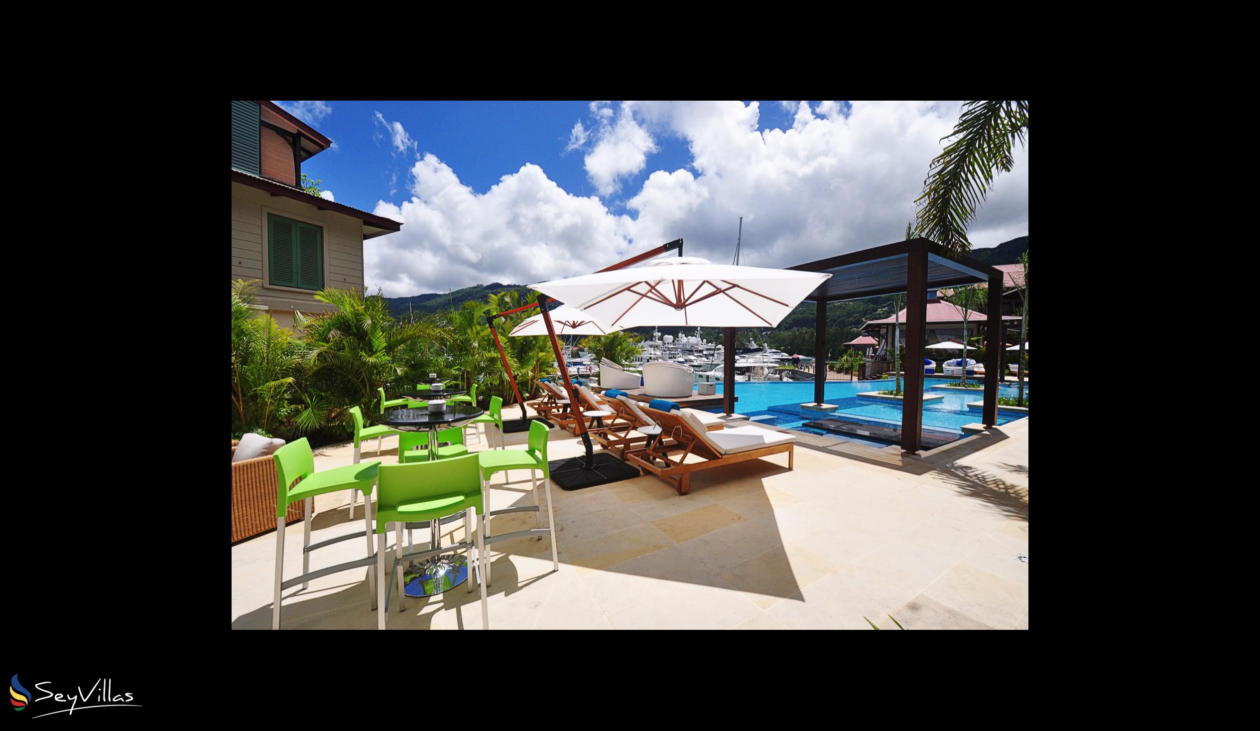 Foto 13: Eden Bleu Hotel - Aussenbereich - Mahé (Seychellen)