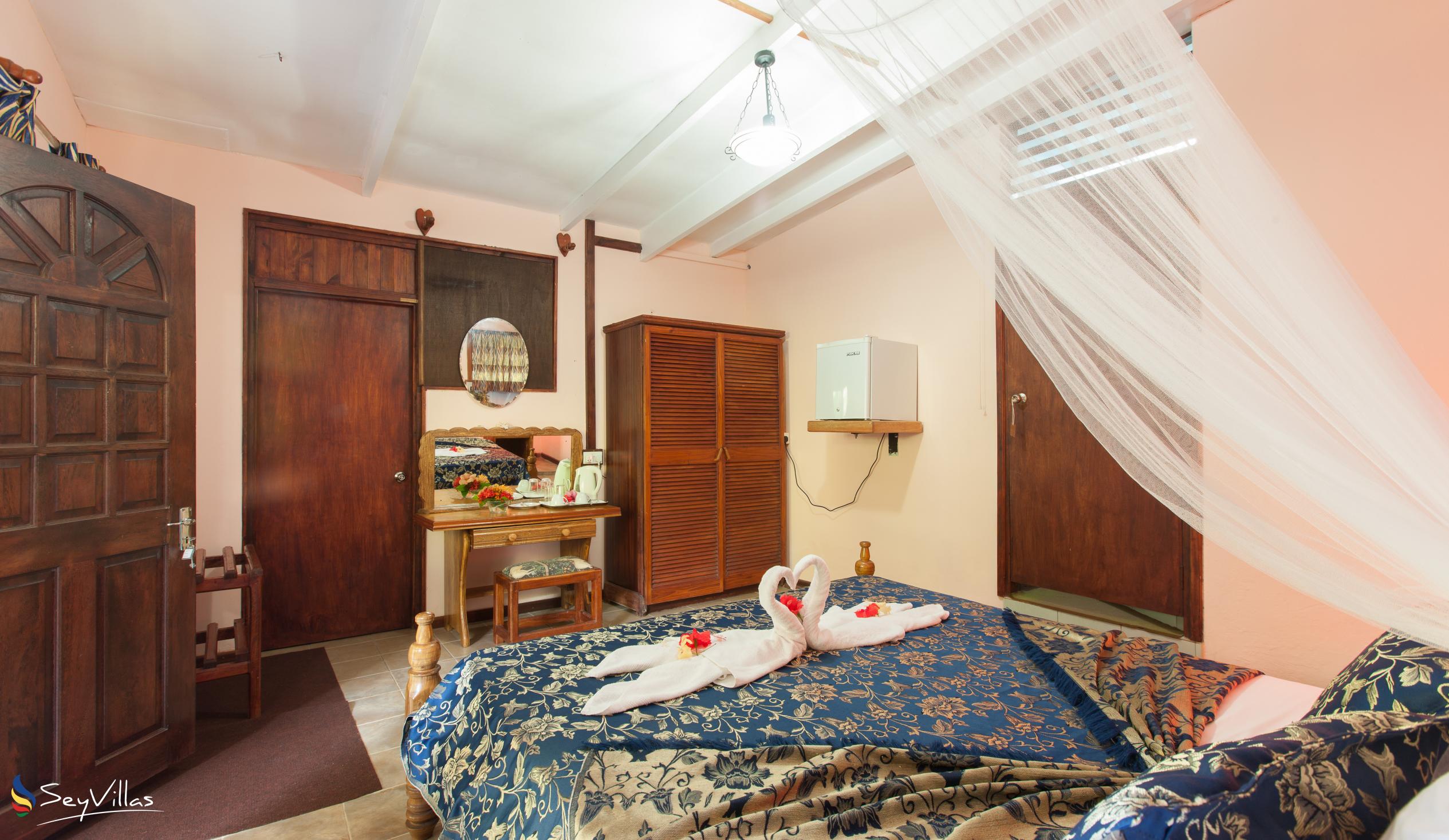 Foto 22: Belle des Iles Guest House - Standard Zimmer ohne Küche - La Digue (Seychellen)