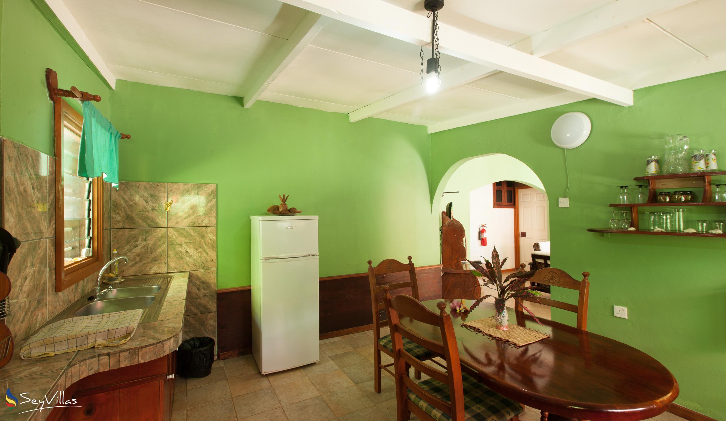 Foto 39: Belle des Iles Guest House - Standard Zimmer - La Digue (Seychellen)