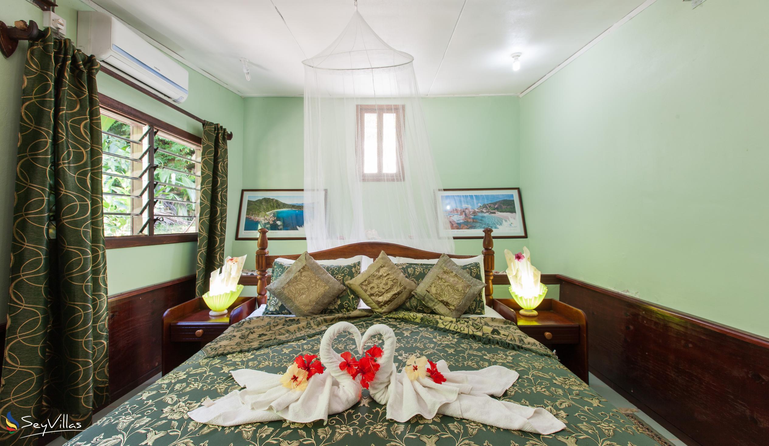 Foto 40: Belle des Iles Guest House - Standard Zimmer - La Digue (Seychellen)