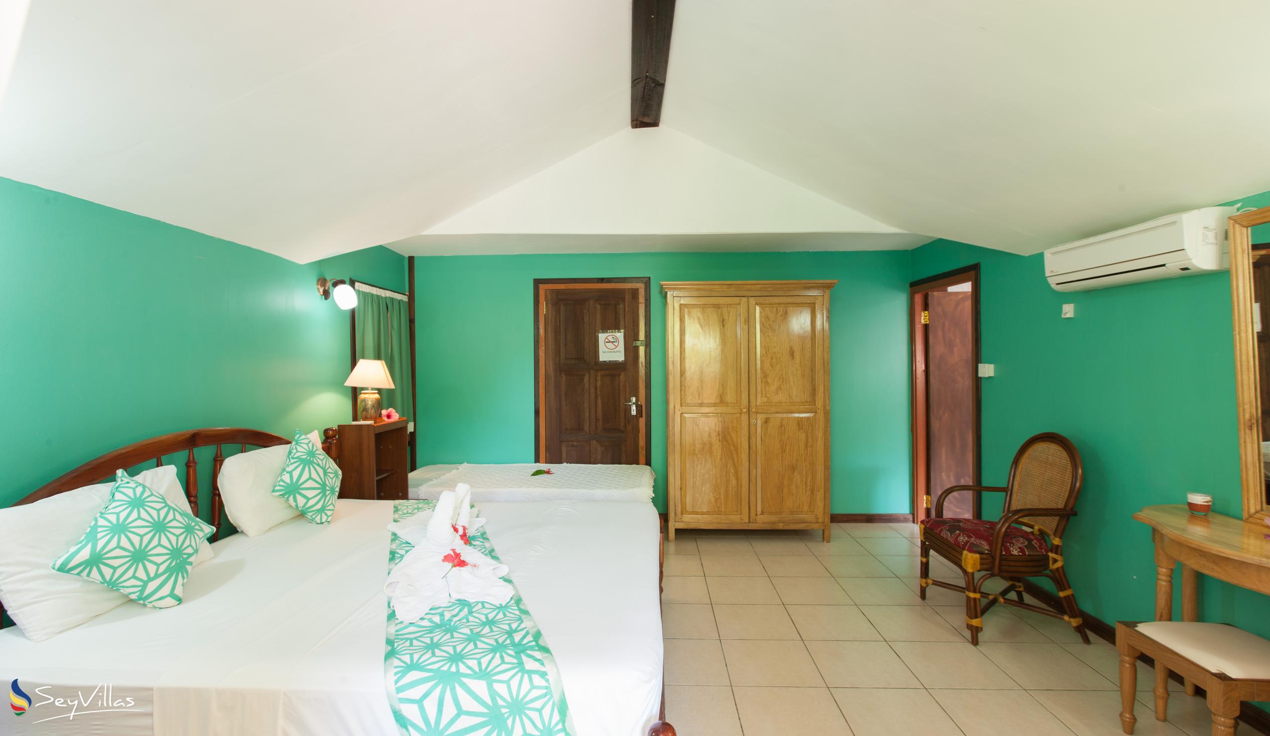 Foto 50: Belle des Iles Guest House - Standard Zimmer mit Balkon - La Digue (Seychellen)
