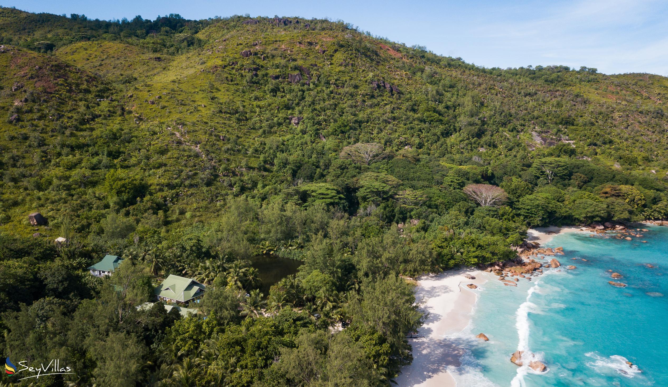 Photo 30: Le Chevalier Bay Guesthouse - Outdoor area - Praslin (Seychelles)