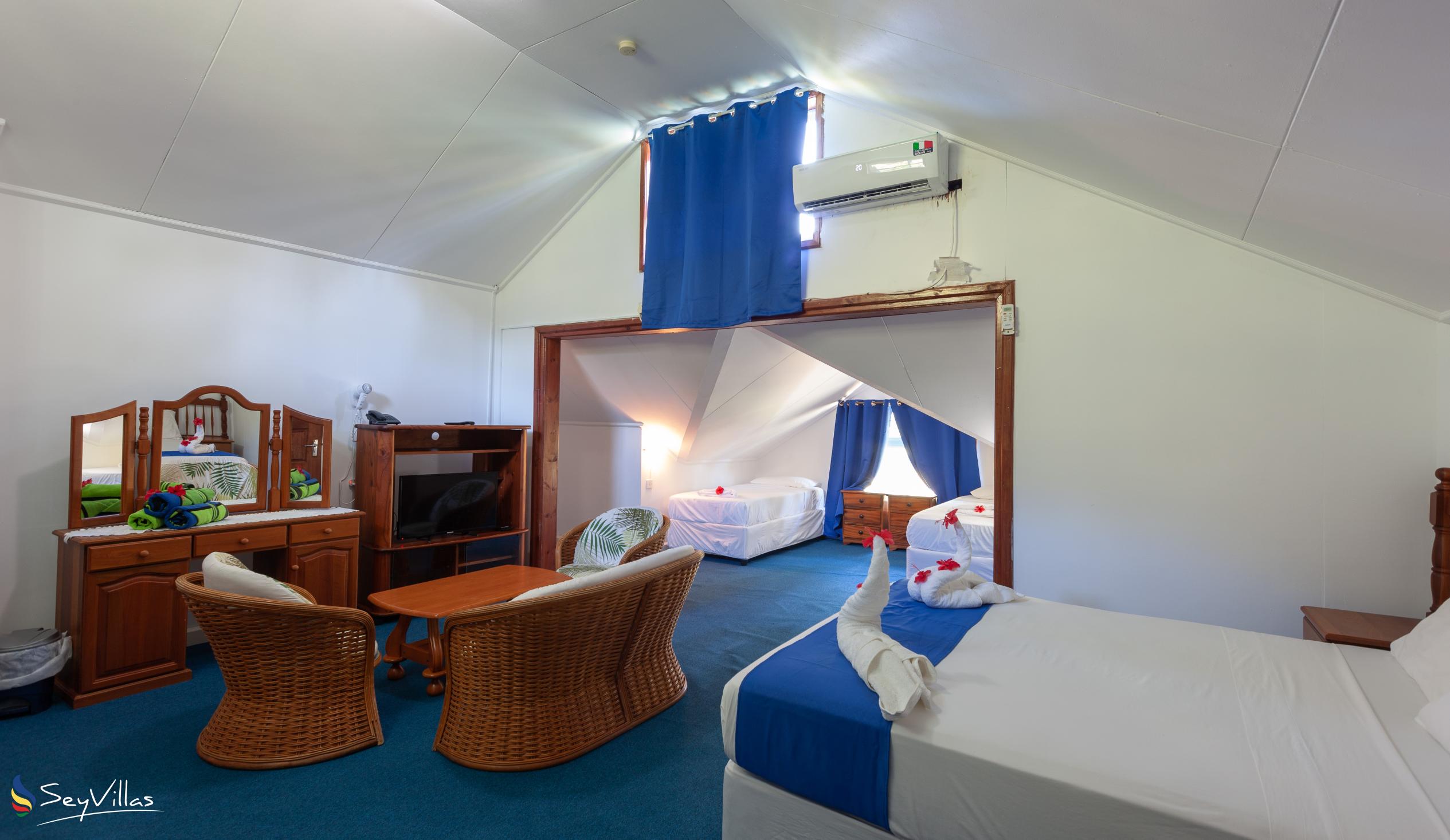Foto 50: Le Chevalier Bay Guesthouse - Chambre Familiale - Praslin (Seychelles)