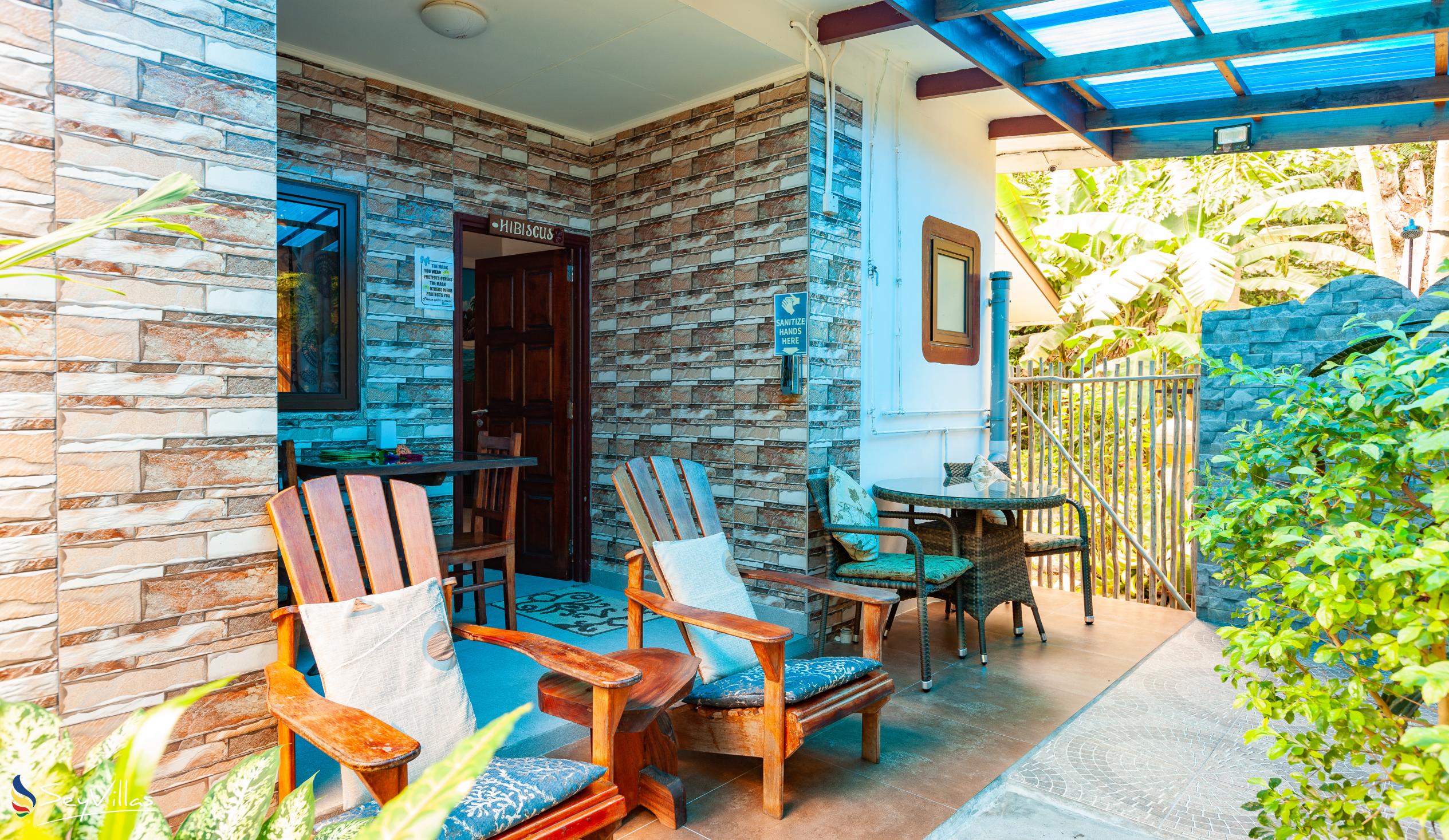 Photo 48: Buisson Guest House - Hibiscus Room - La Digue (Seychelles)