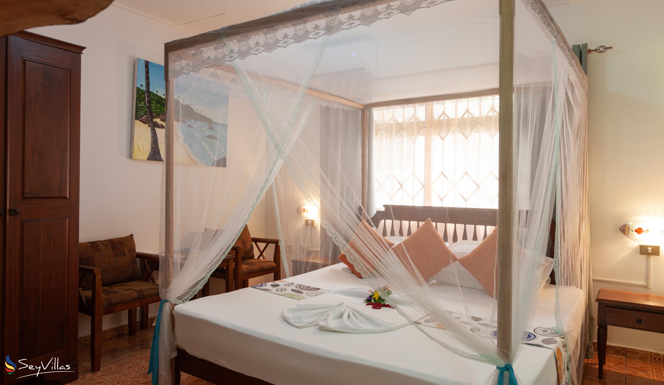 Photo 20: Buisson Guest House - Koket Room - La Digue (Seychelles)