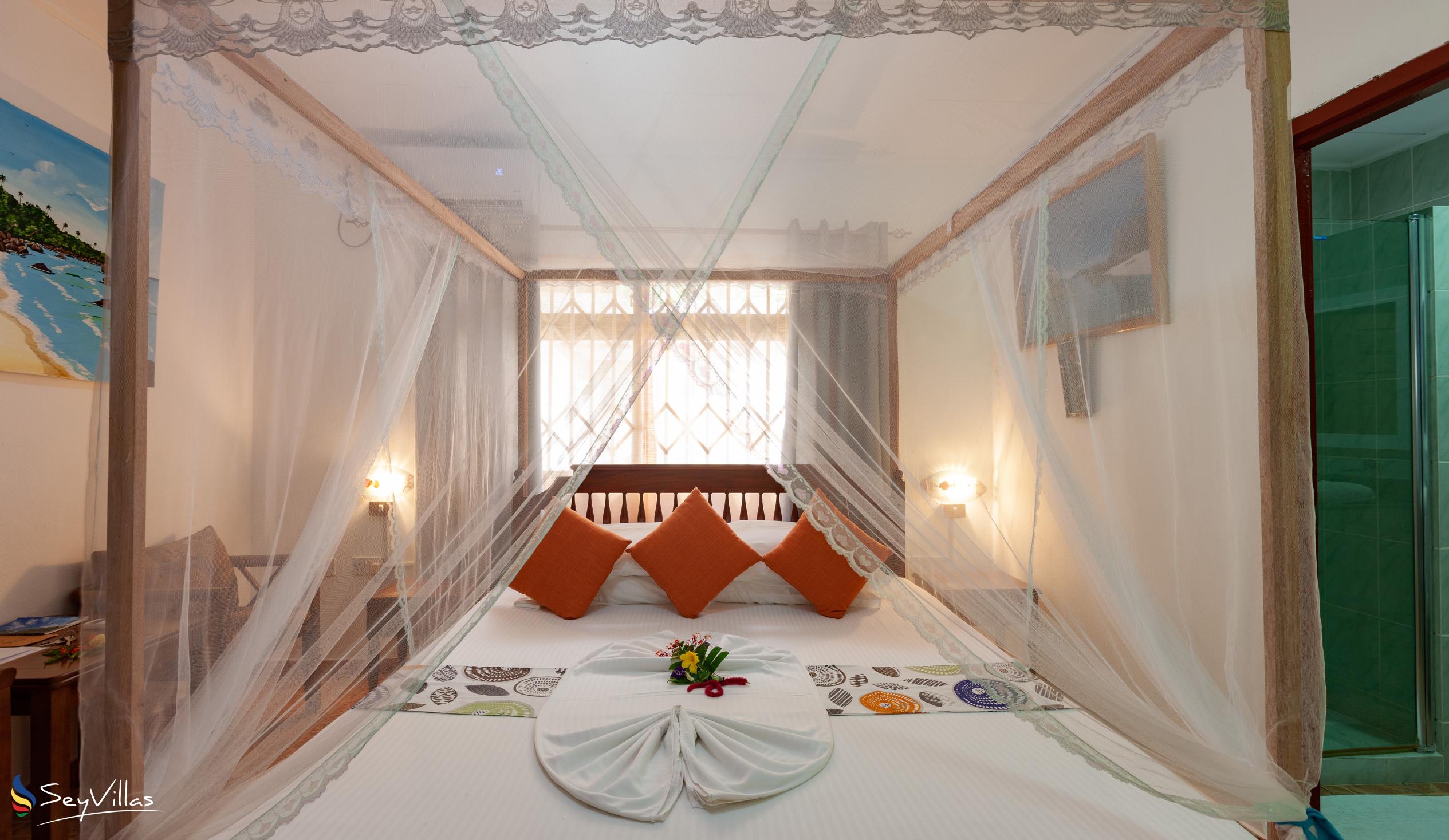 Photo 22: Buisson Guest House - Koket Room - La Digue (Seychelles)