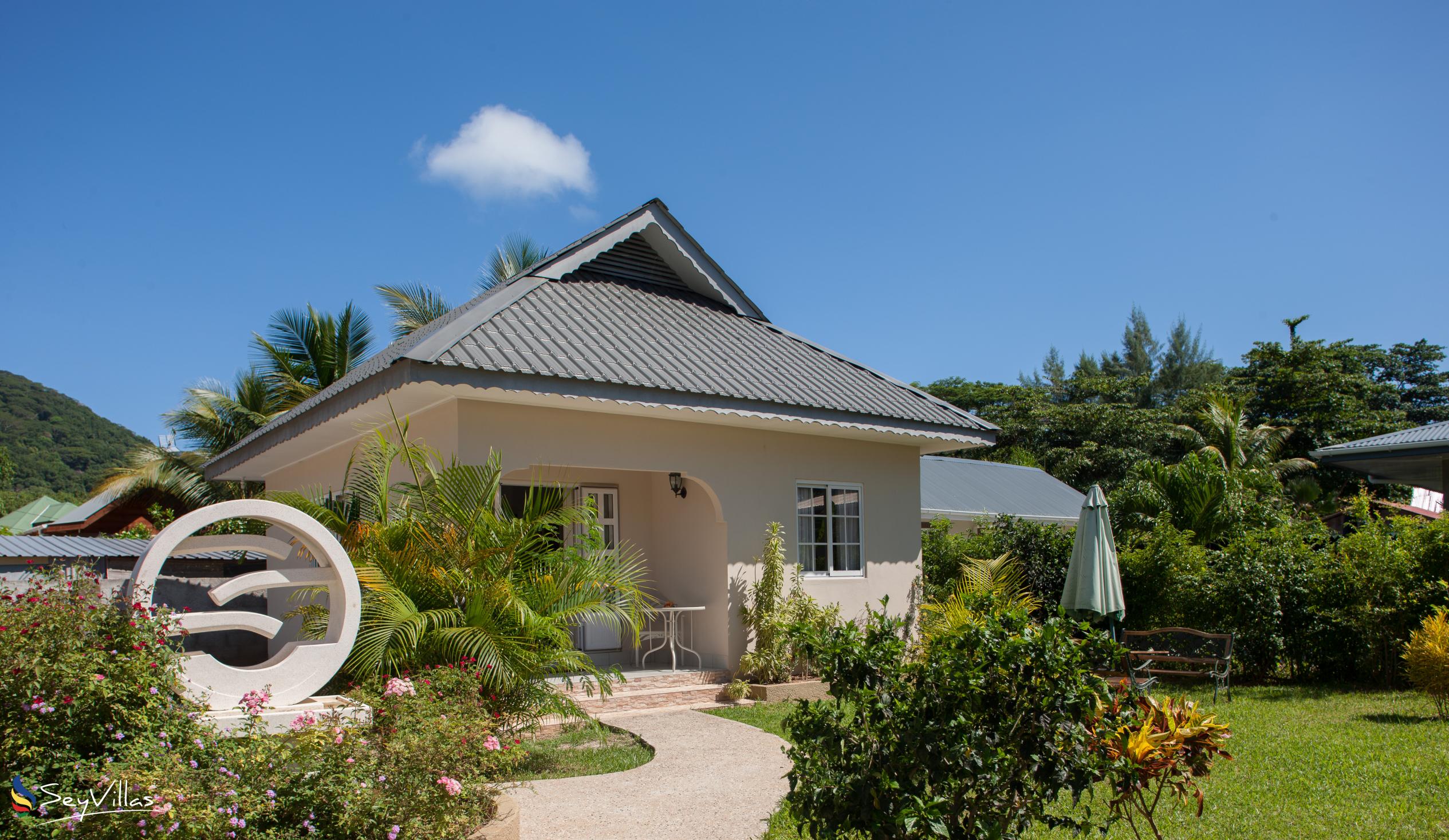 Foto 1: Villa Source D'Argent - Aussenbereich - La Digue (Seychellen)