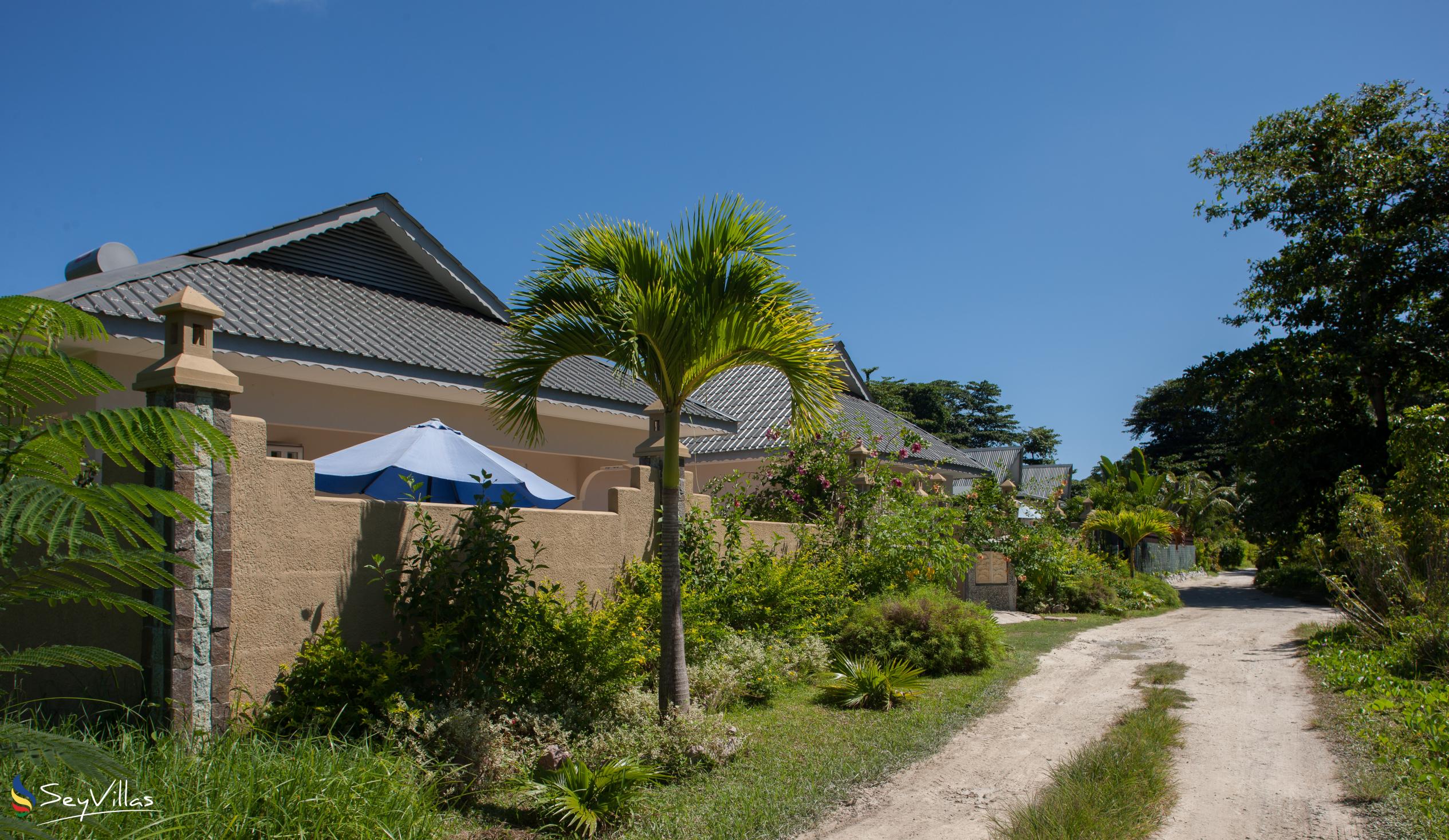 Photo 43: Villa Source D'Argent - Outdoor area - La Digue (Seychelles)