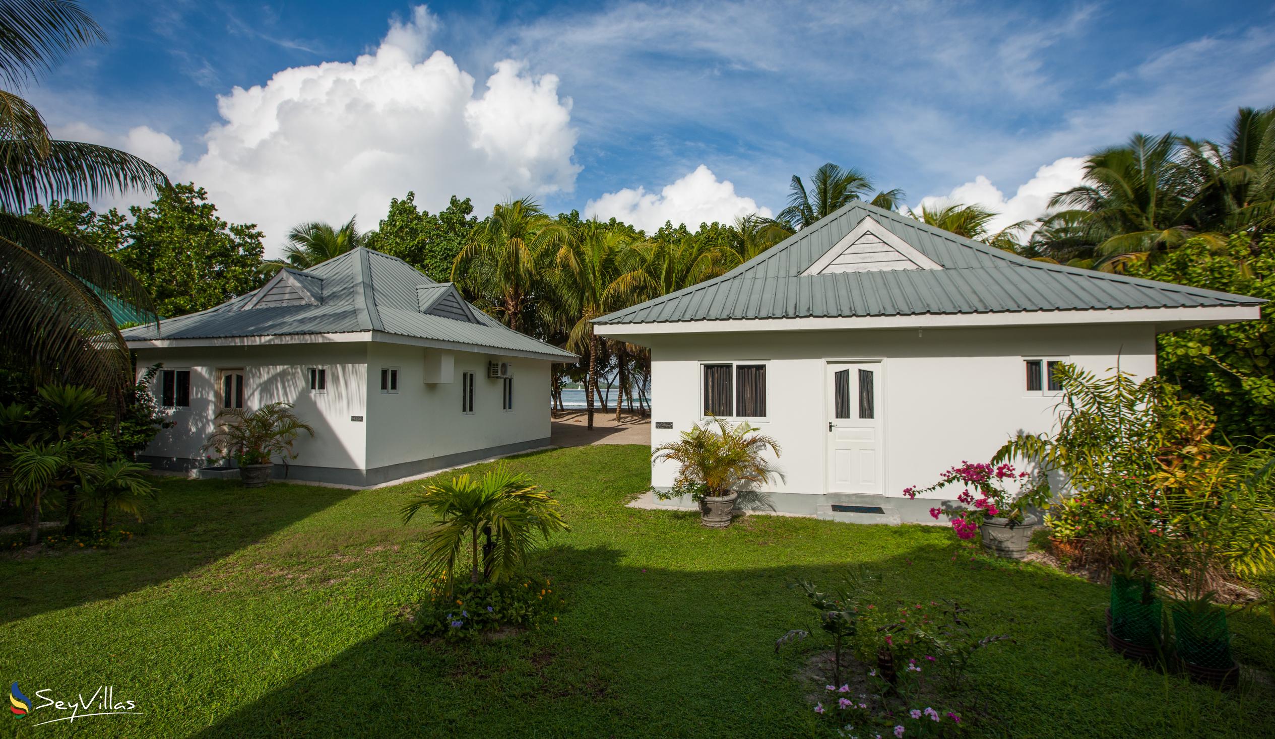 Foto 2: Cap Jean Marie Beach Villas - Aussenbereich - Praslin (Seychellen)