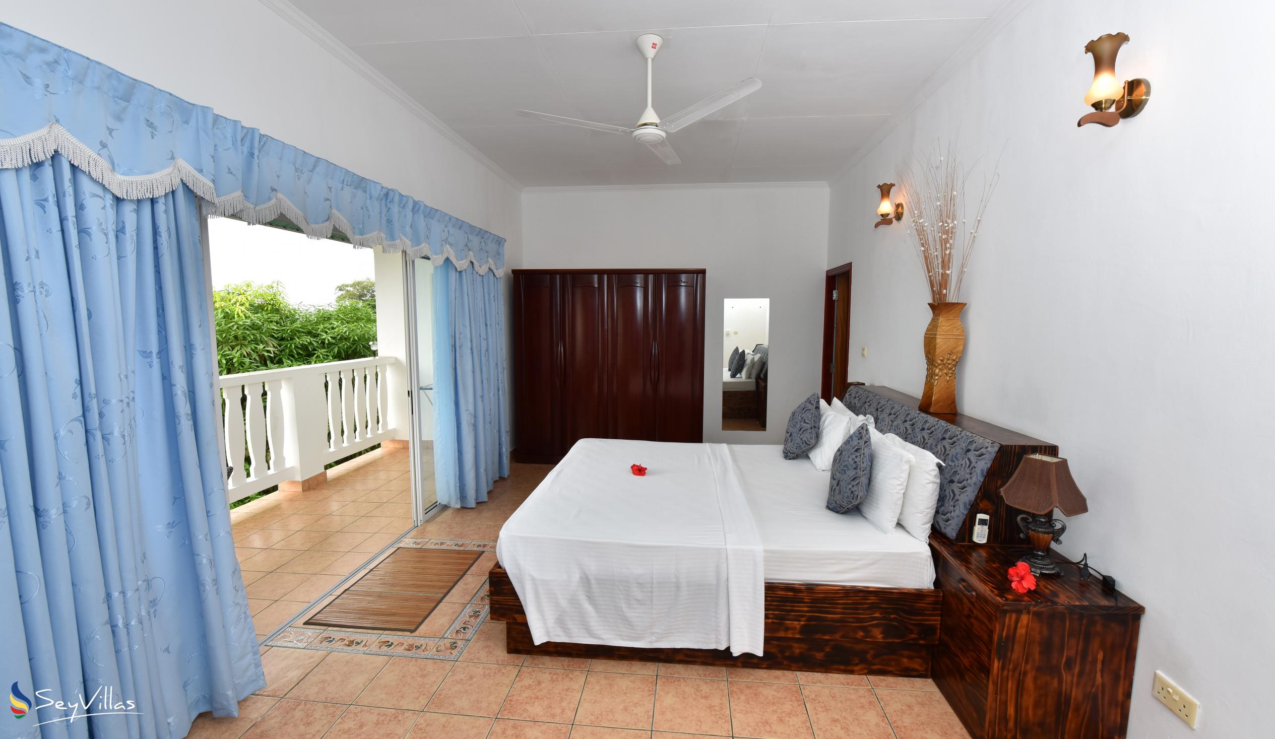 Photo 14: The Diver's Lodge - Standard Room (First Floor) - Mahé (Seychelles)