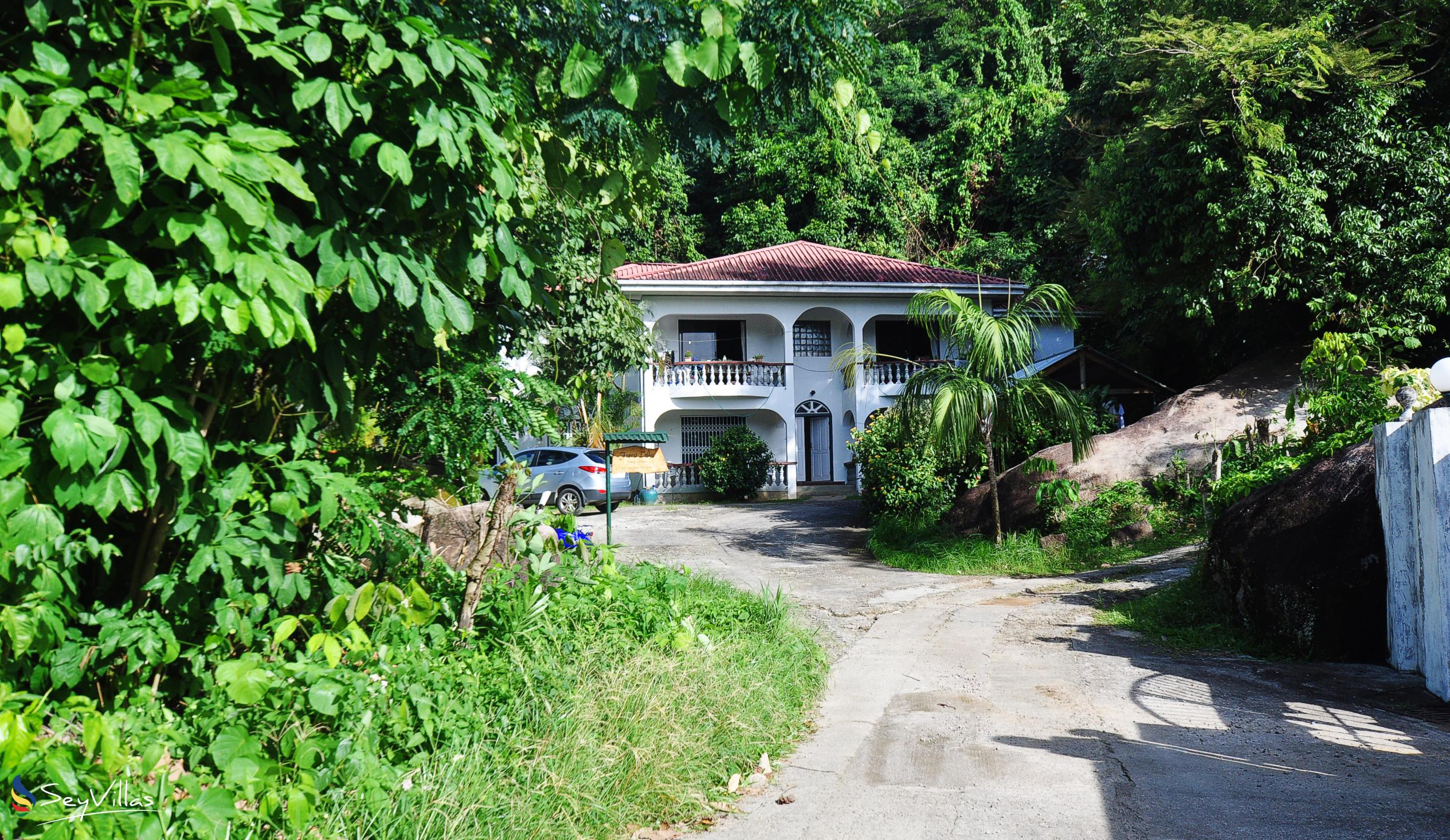 Foto 18: Forest Lodge Guest House - Aussenbereich - Mahé (Seychellen)
