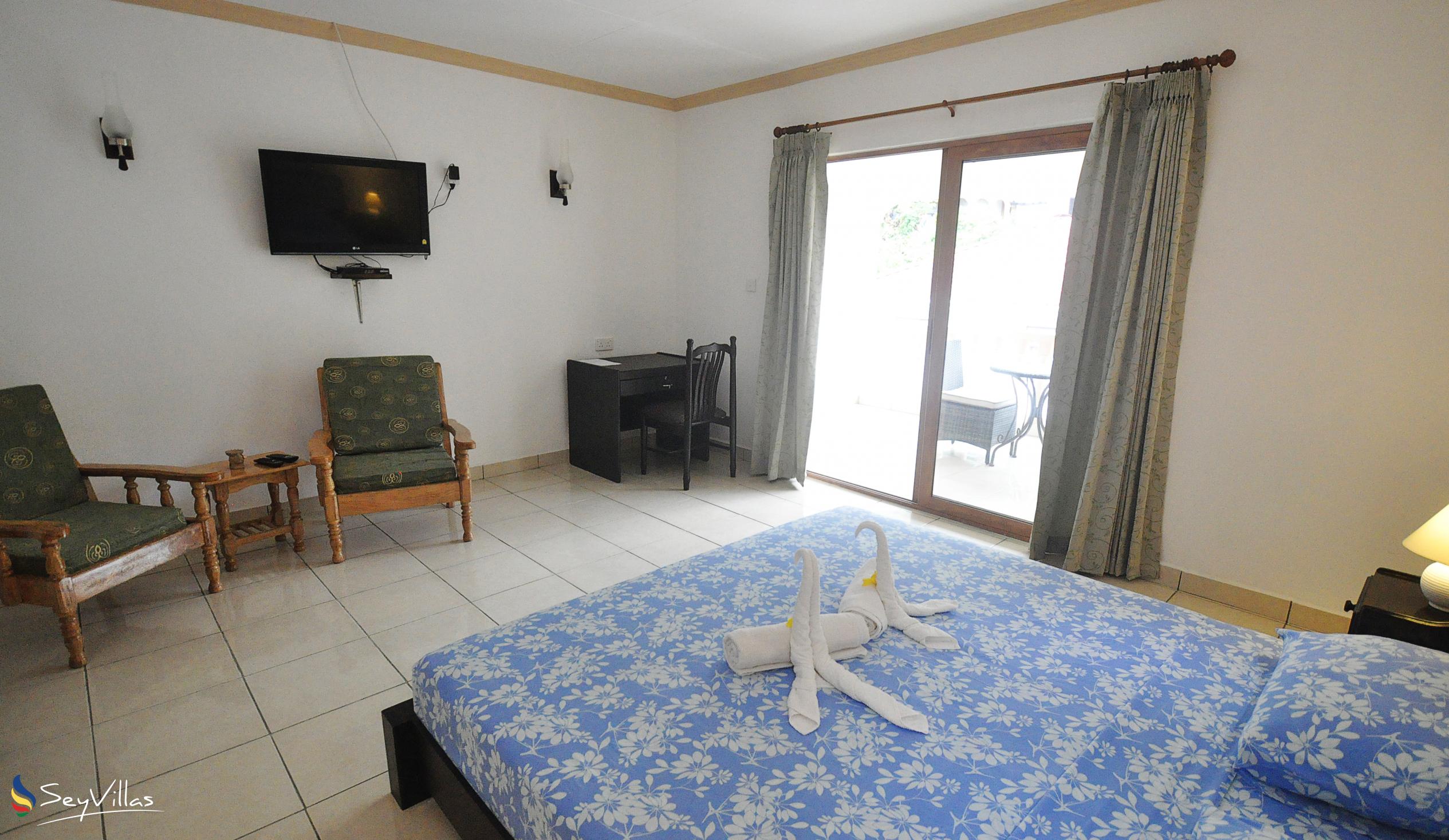 Foto 24: Forest Lodge Guest House - Studio mit Balkon - Mahé (Seychellen)
