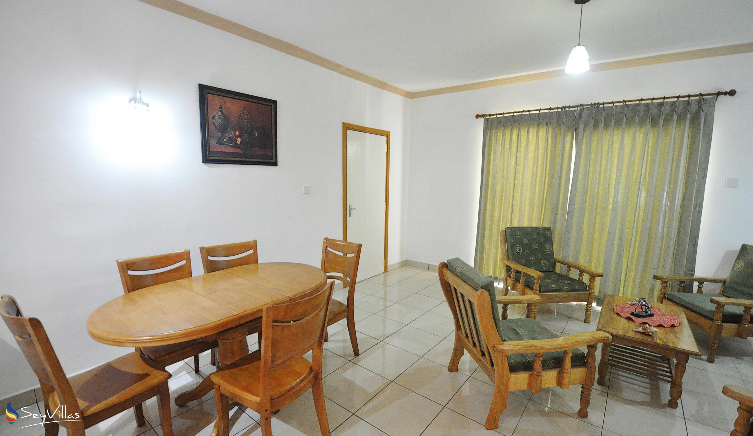 Foto 37: Forest Lodge Guest House - Appartement mit Balkon - Mahé (Seychellen)