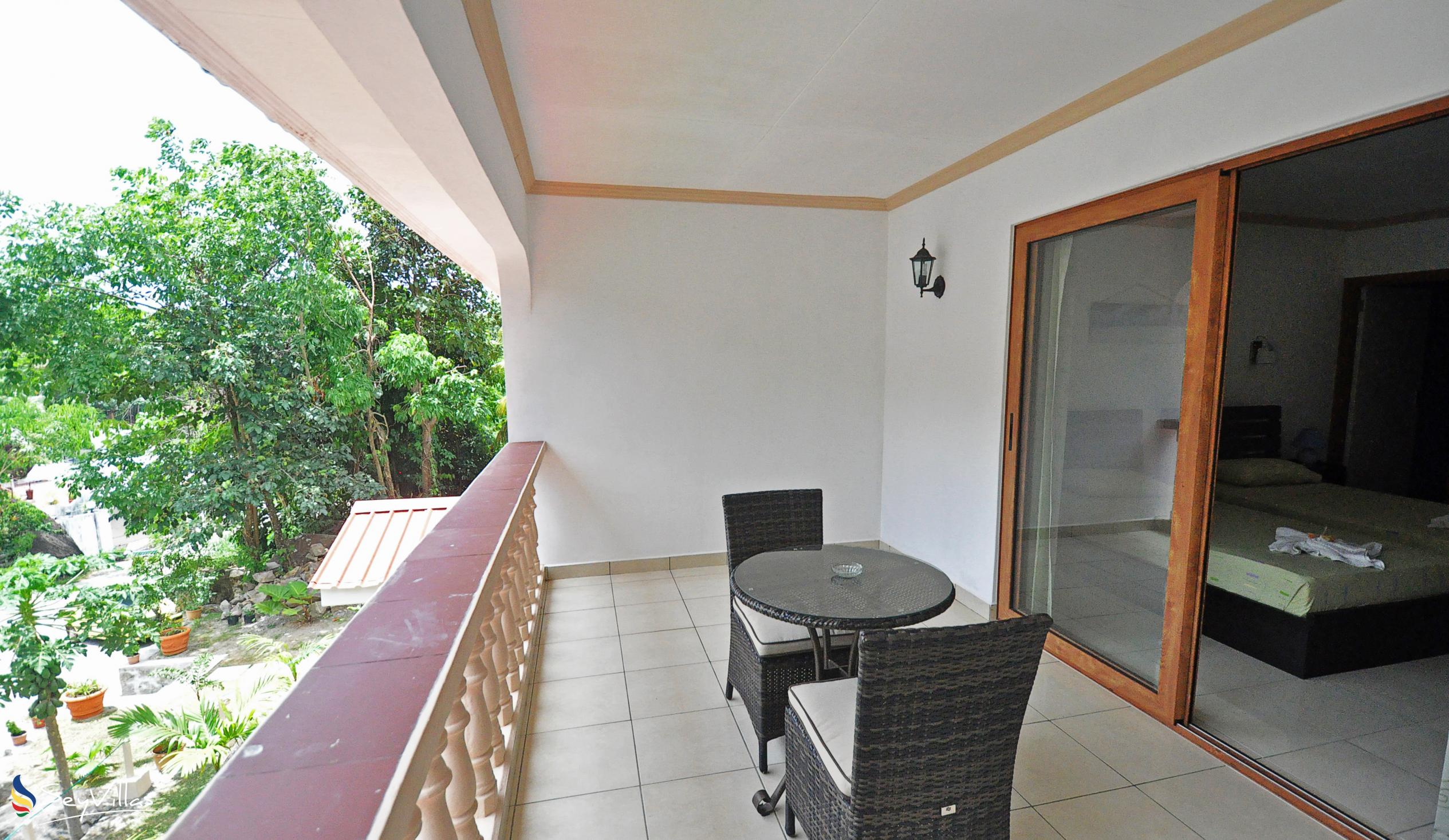Foto 51: Forest Lodge Guest House - Studio Einzelbetten und Balkon - Mahé (Seychellen)
