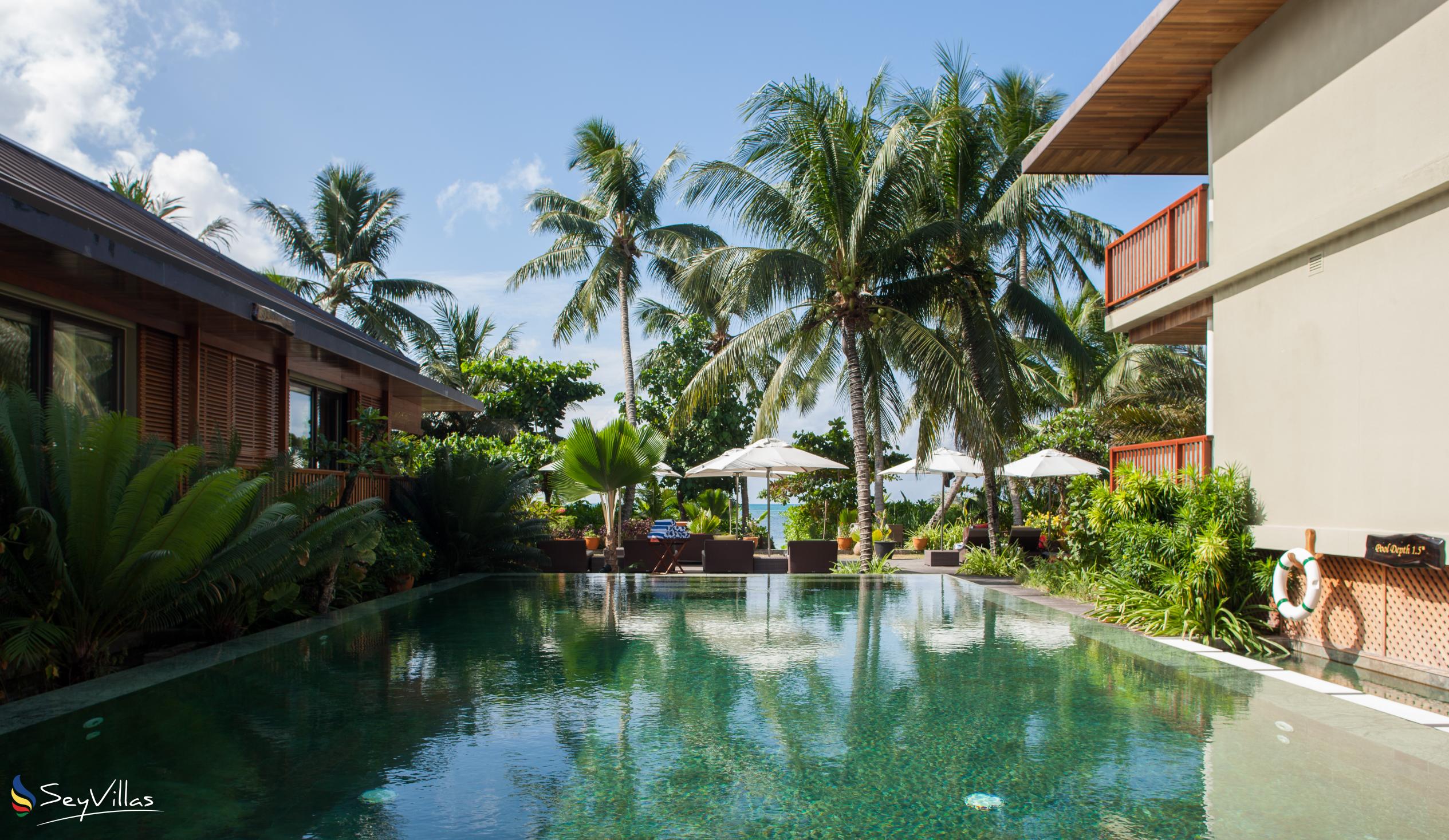 Foto 1: Dhevatara Beach Hotel - Extérieur - Praslin (Seychelles)