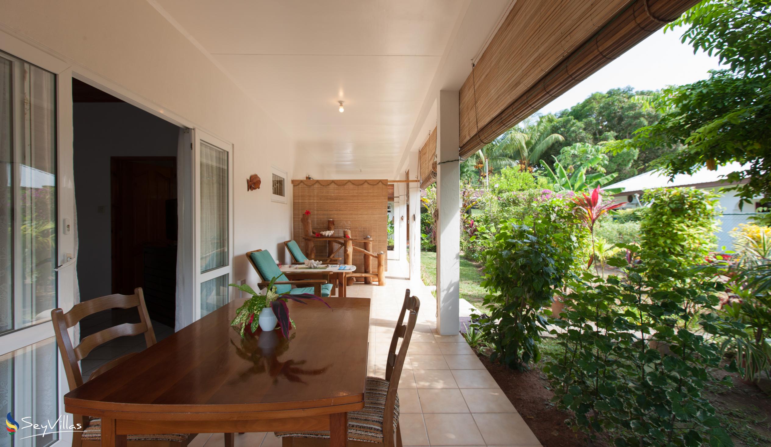 Foto 15: Le Relax St. Joseph Guest House - Chambre Supérieure - Praslin (Seychelles)