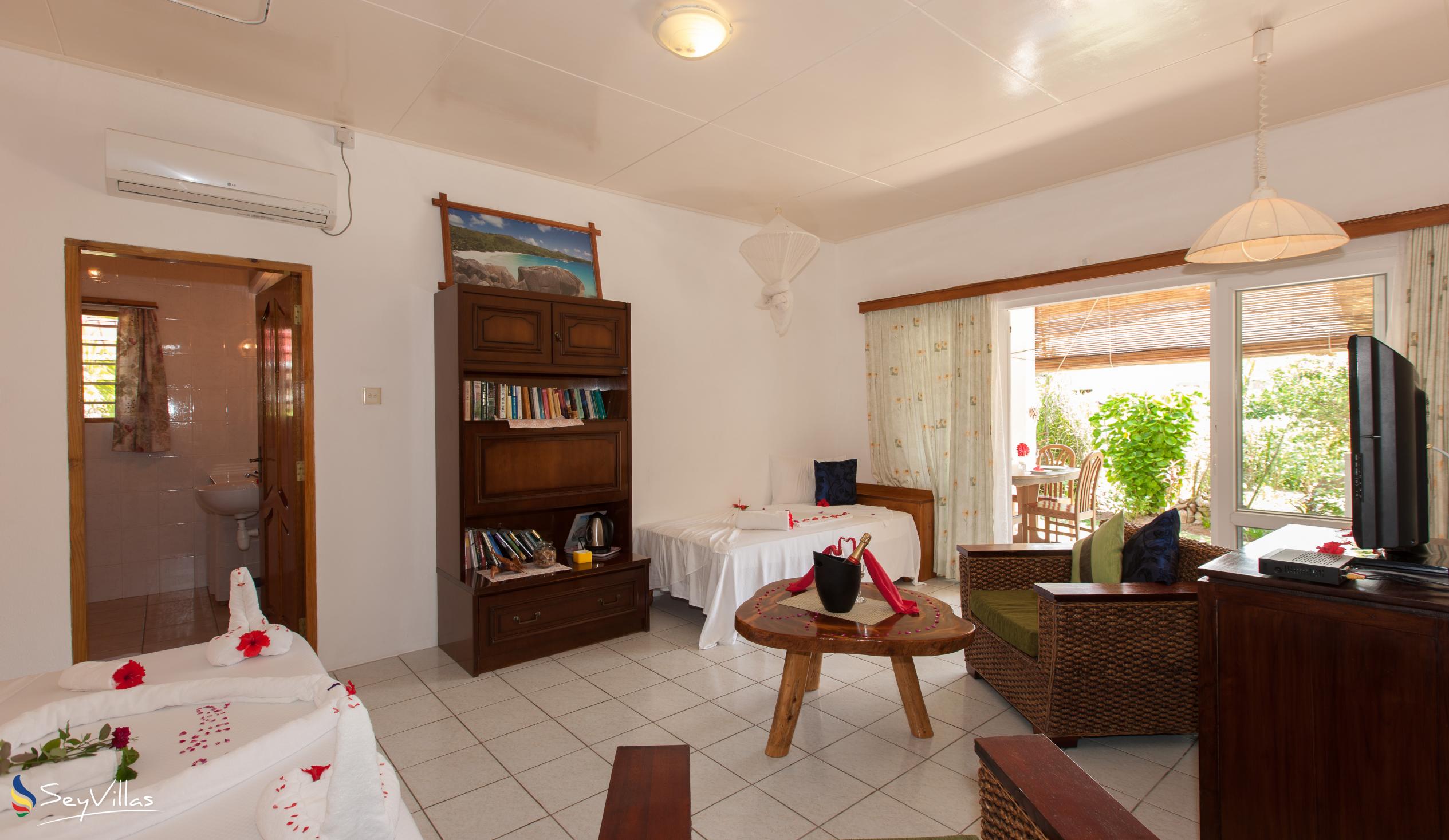 Foto 29: Le Relax St. Joseph Guest House - Superiorzimmer - Praslin (Seychellen)
