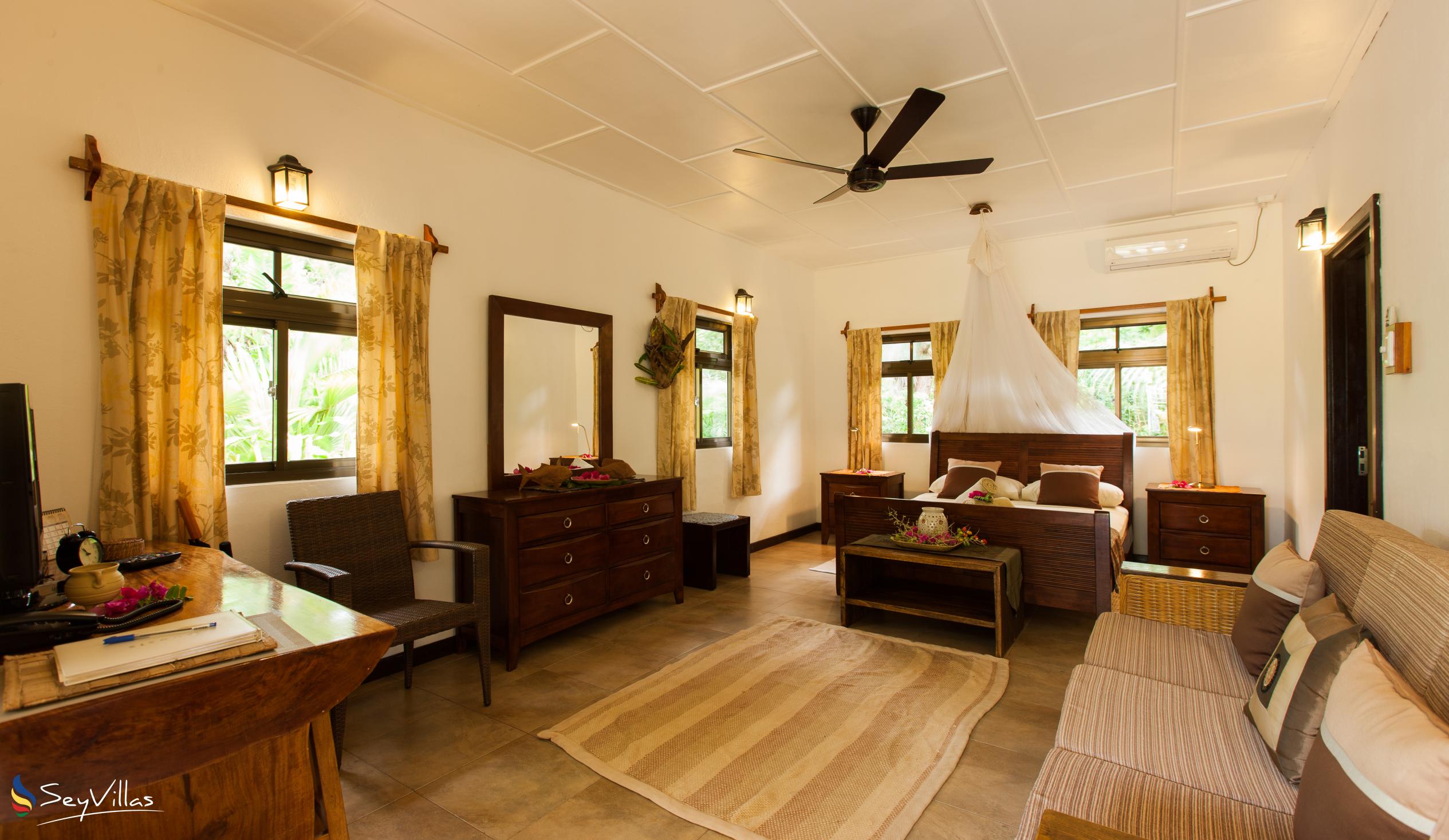 Foto 111: Domaine Les Rochers - Bungalow Palmier mit 2 Schlafzimmern - La Digue (Seychellen)