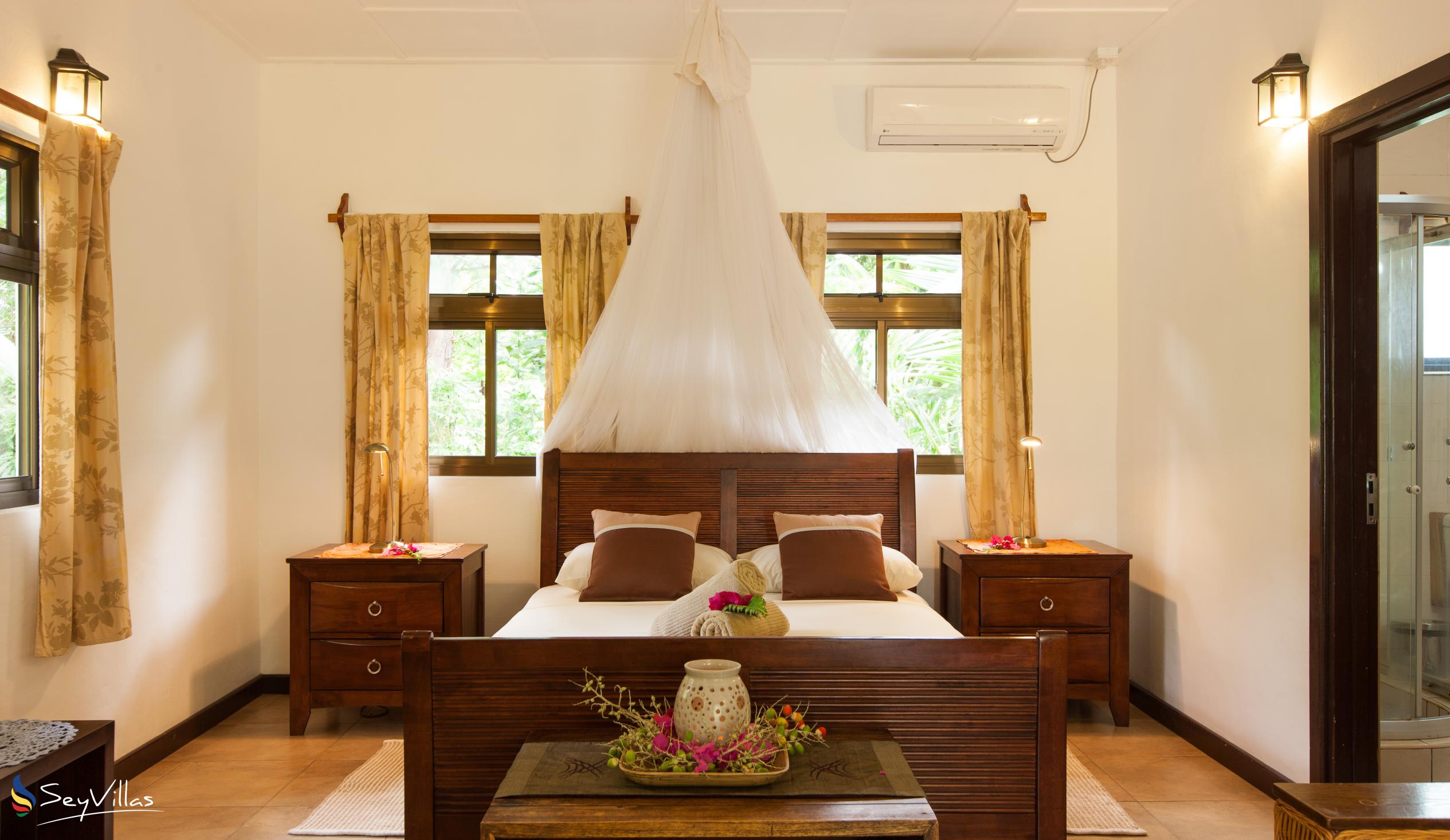 Foto 112: Domaine Les Rochers - Bungalow Palmier mit 2 Schlafzimmern - La Digue (Seychellen)
