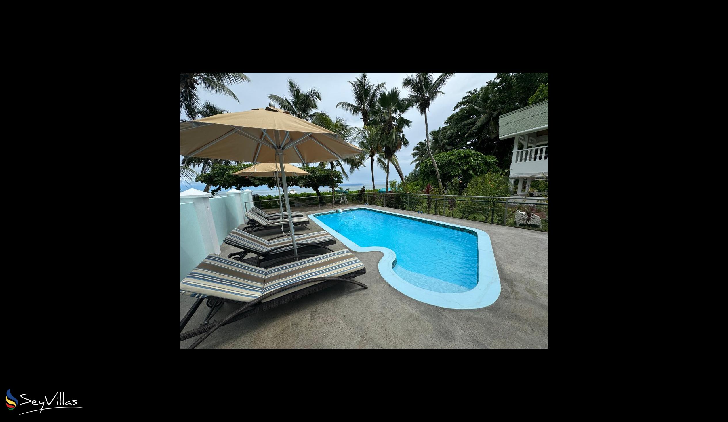 Photo 8: Ocean Villa - Outdoor area - Praslin (Seychelles)