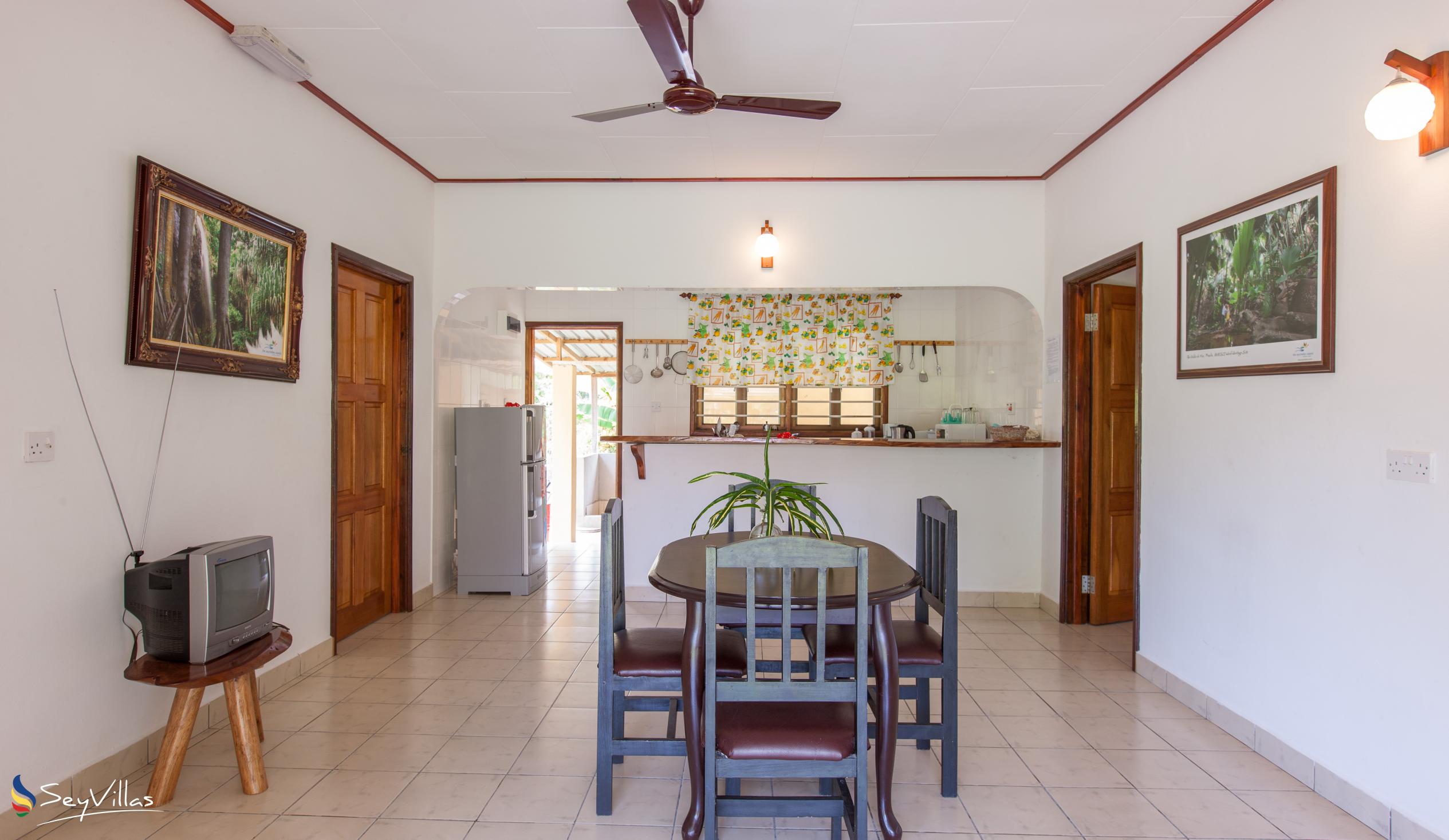Foto 35: Zerof Self Catering  Apartments - Bungalow à 2 chambres - La Digue (Seychelles)
