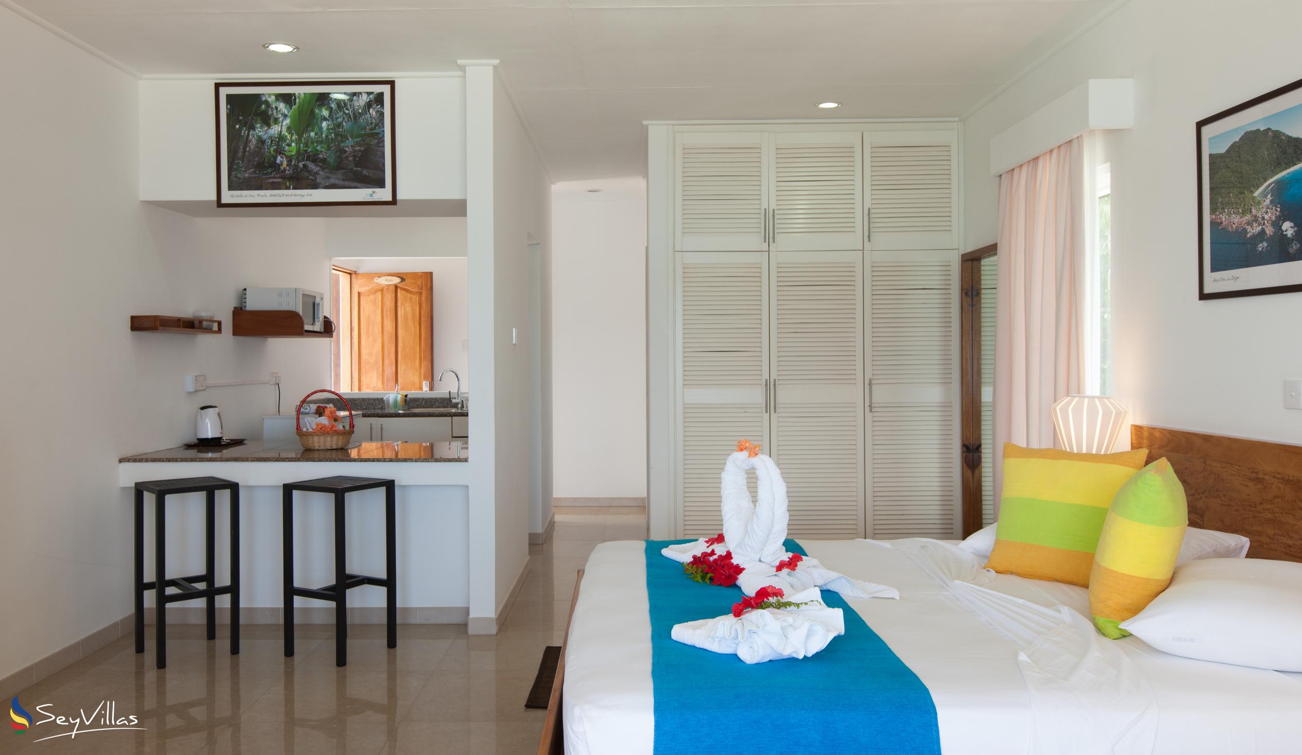 Foto 38: Marie-France Beach Front Apartments - Standard Zimmer - La Digue (Seychellen)