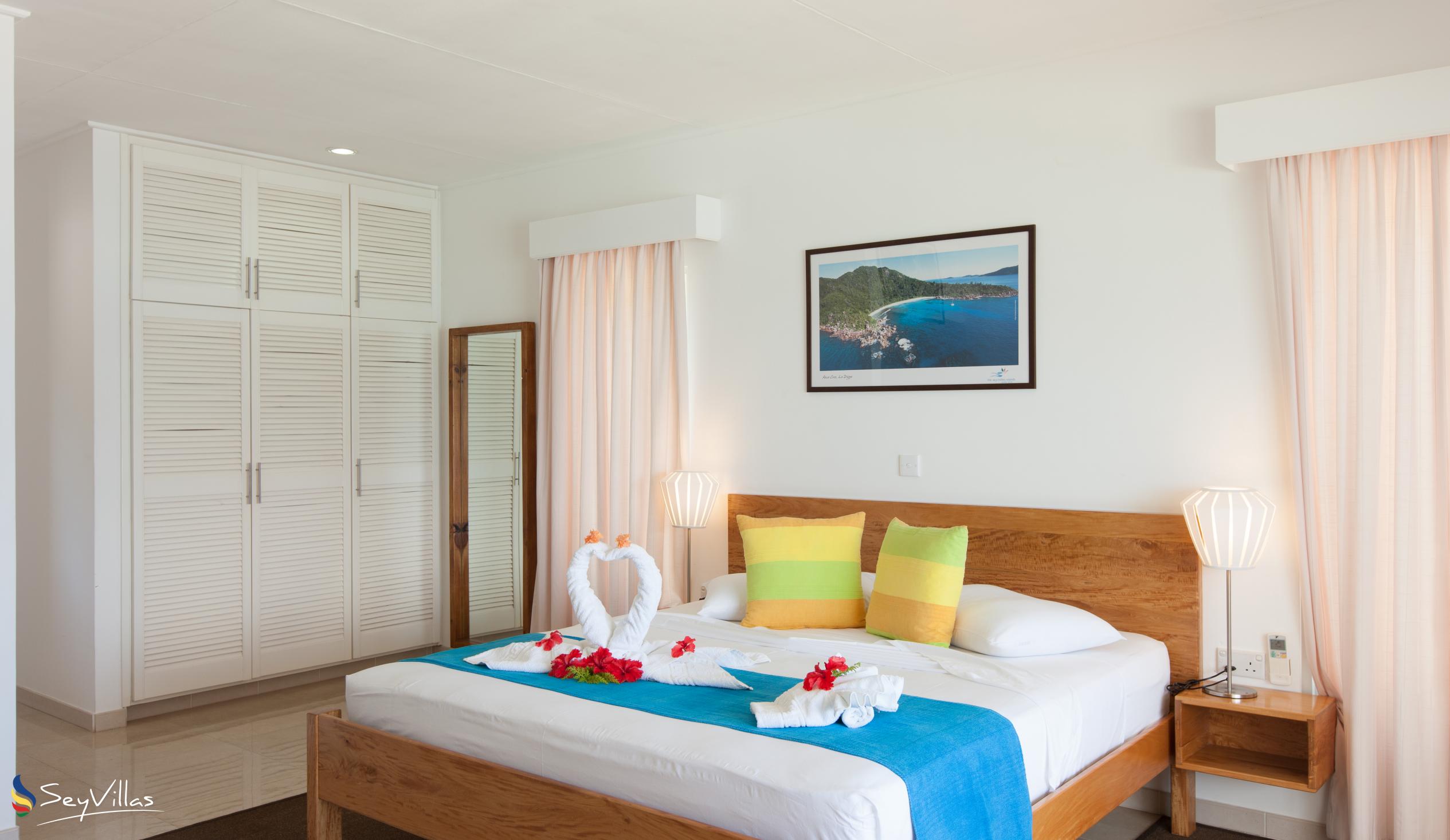 Foto 36: Marie-France Beach Front Apartments - Standard Zimmer - La Digue (Seychellen)