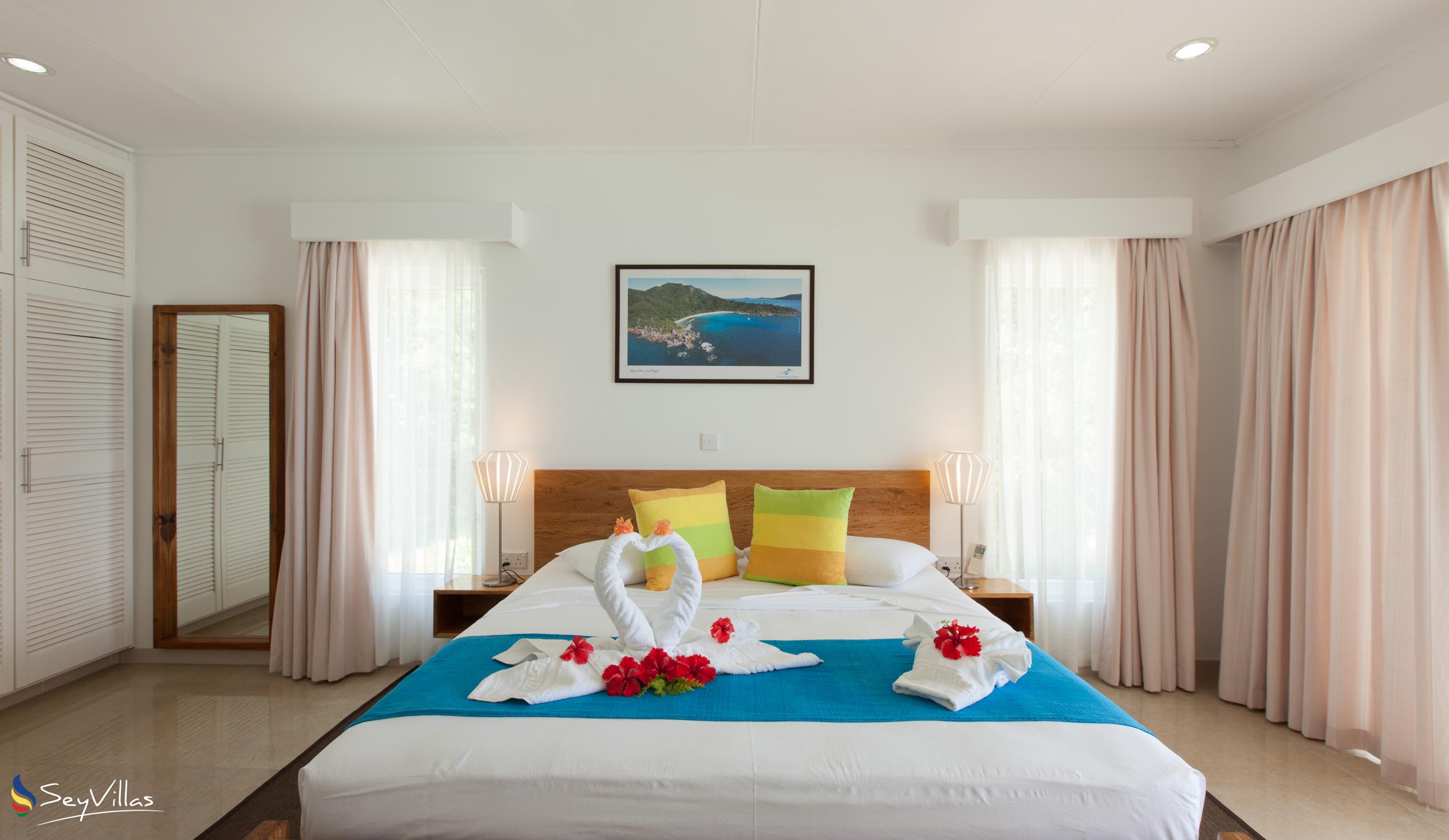 Foto 40: Marie-France Beach Front Apartments - Standard Zimmer - La Digue (Seychellen)