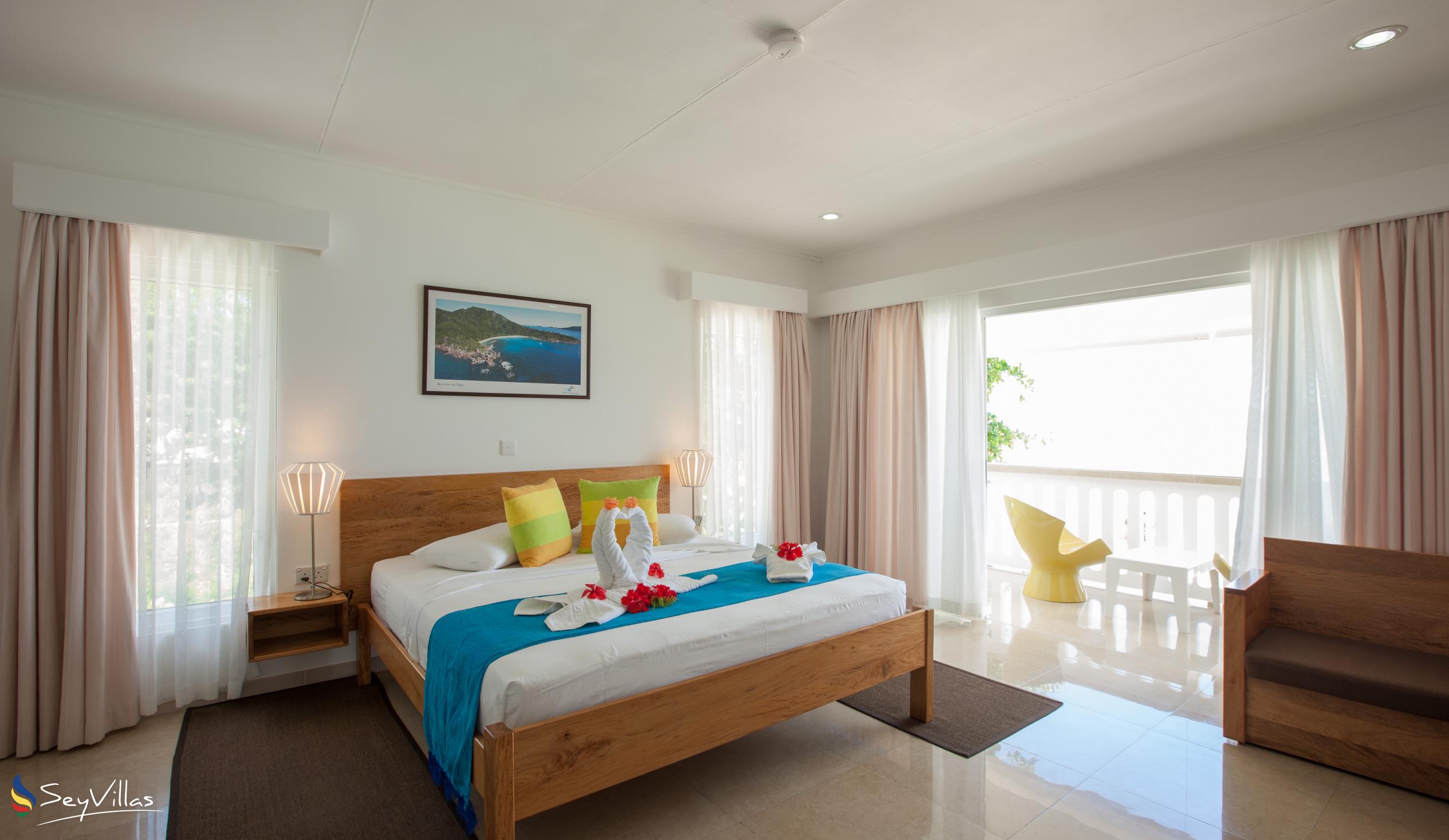 Foto 2: Marie-France Beach Front Apartments - Standard Zimmer - La Digue (Seychellen)