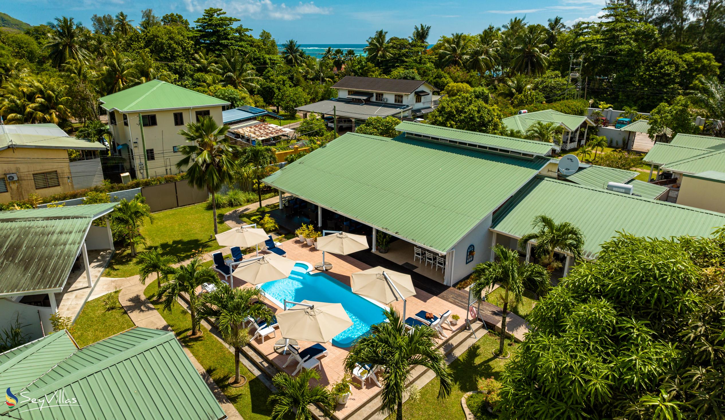 Foto 3: Hotel La Roussette - Extérieur - Mahé (Seychelles)
