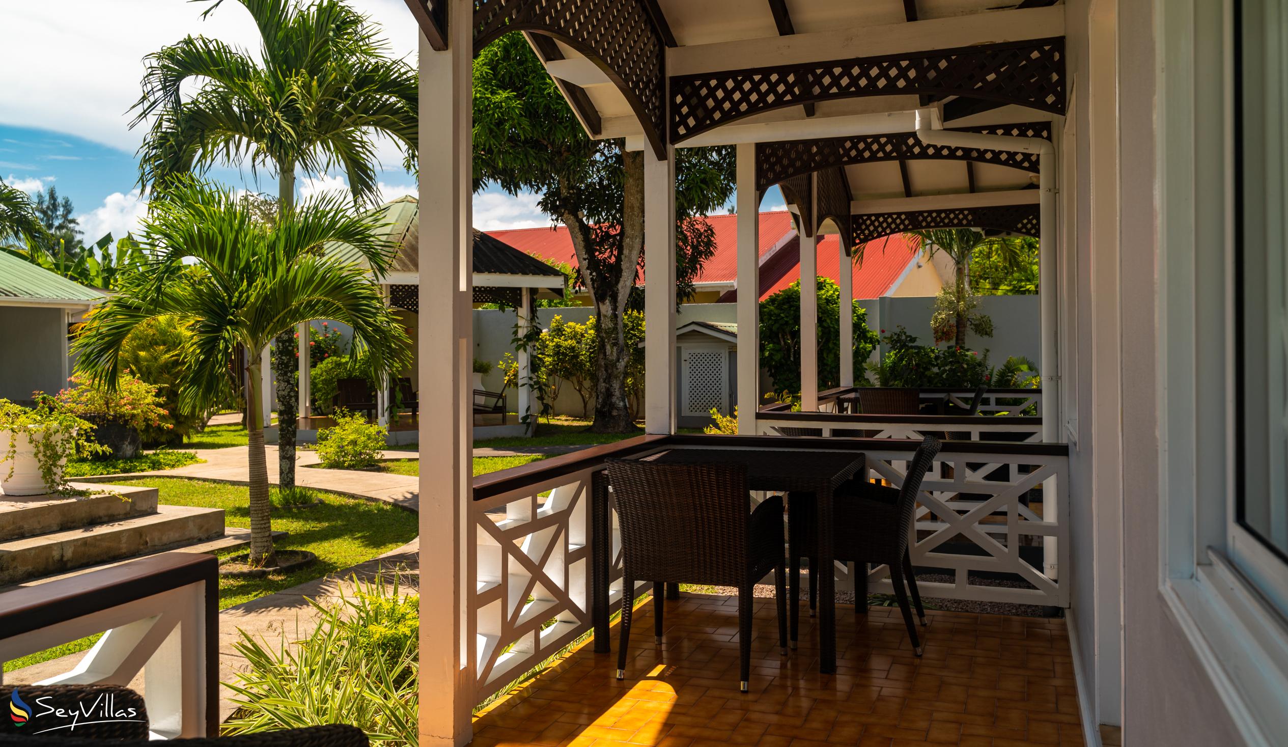 Photo 22: Hotel La Roussette - Outdoor area - Mahé (Seychelles)
