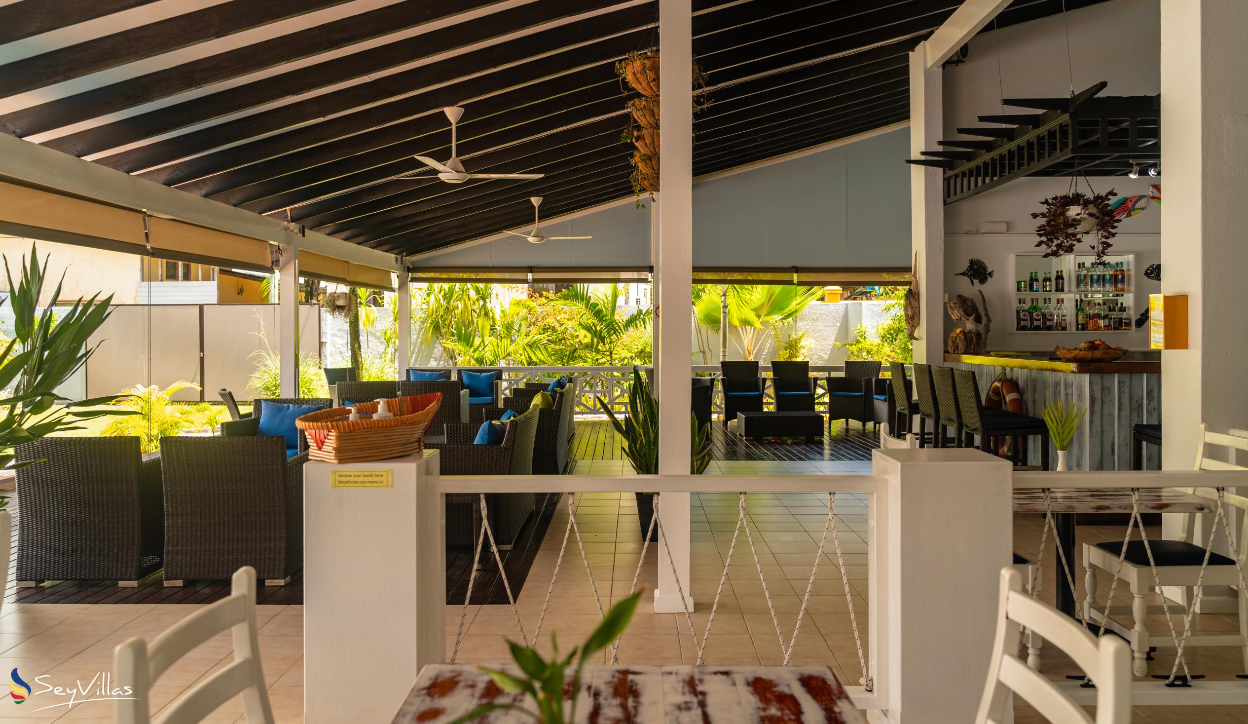 Photo 46: Hotel La Roussette - Indoor area - Mahé (Seychelles)