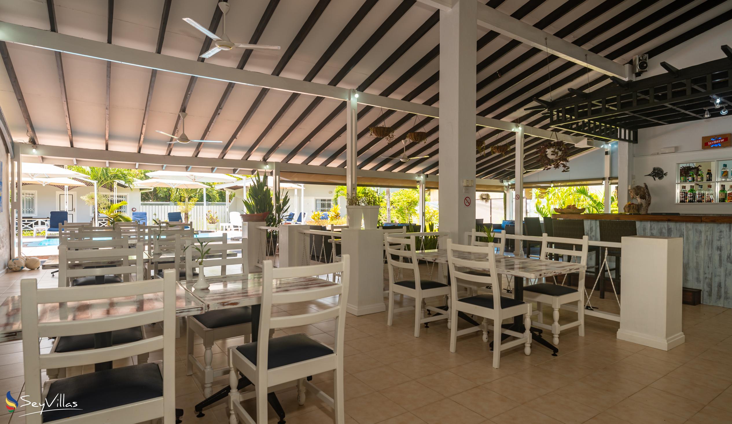 Photo 42: Hotel La Roussette - Indoor area - Mahé (Seychelles)