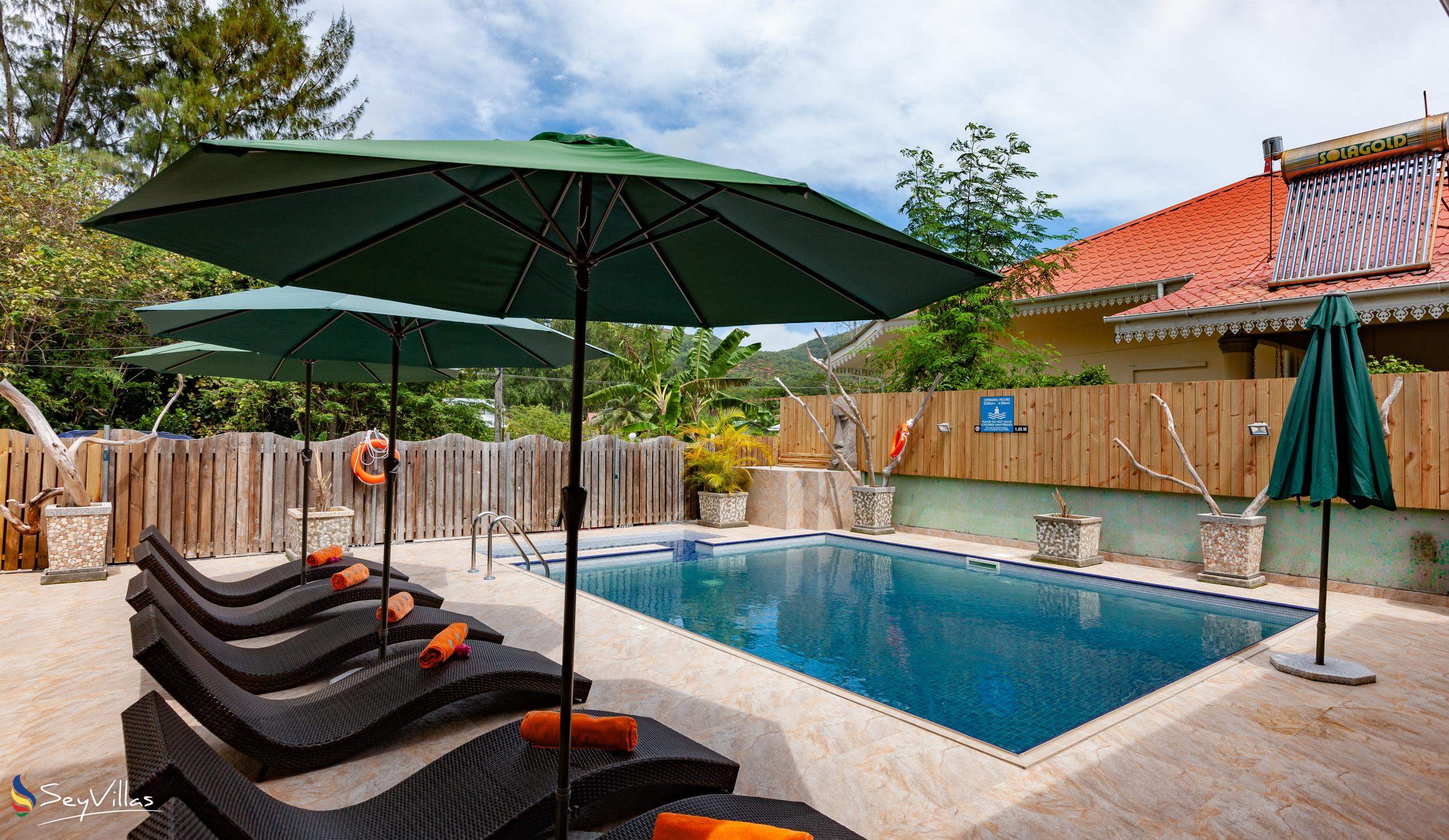 Foto 3: Chez Bea Villa - Aussenbereich - Praslin (Seychellen)