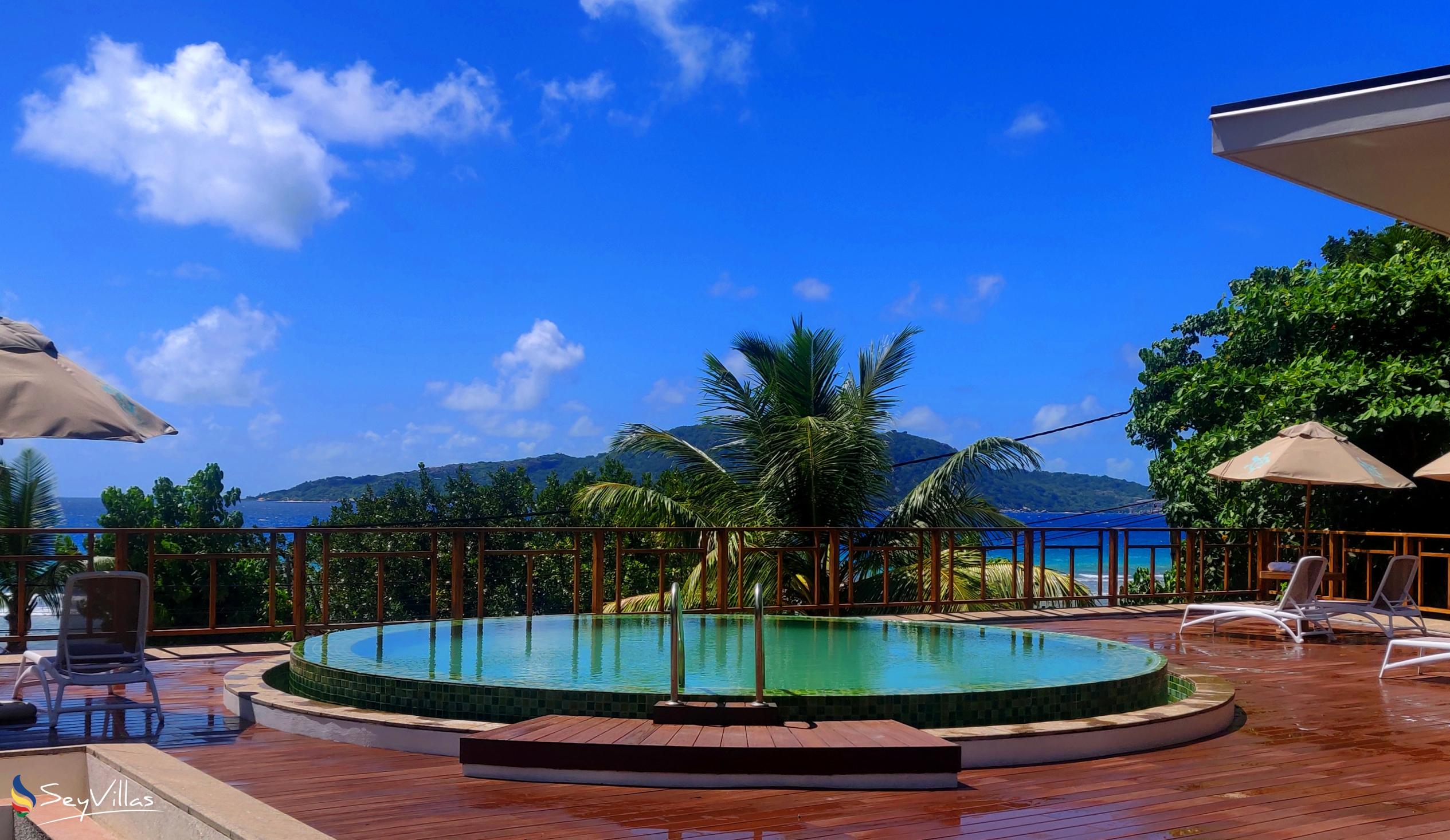 Foto 1: Le Relax Luxury Lodge - Aussenbereich - La Digue (Seychellen)